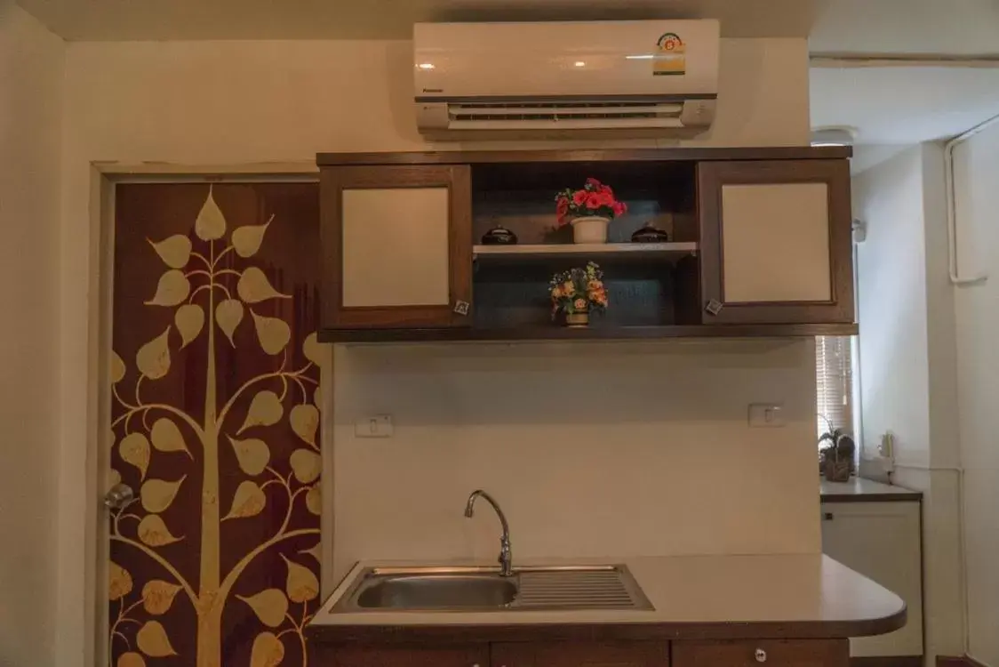 Kitchen/Kitchenette in Noble Place Chiangmai