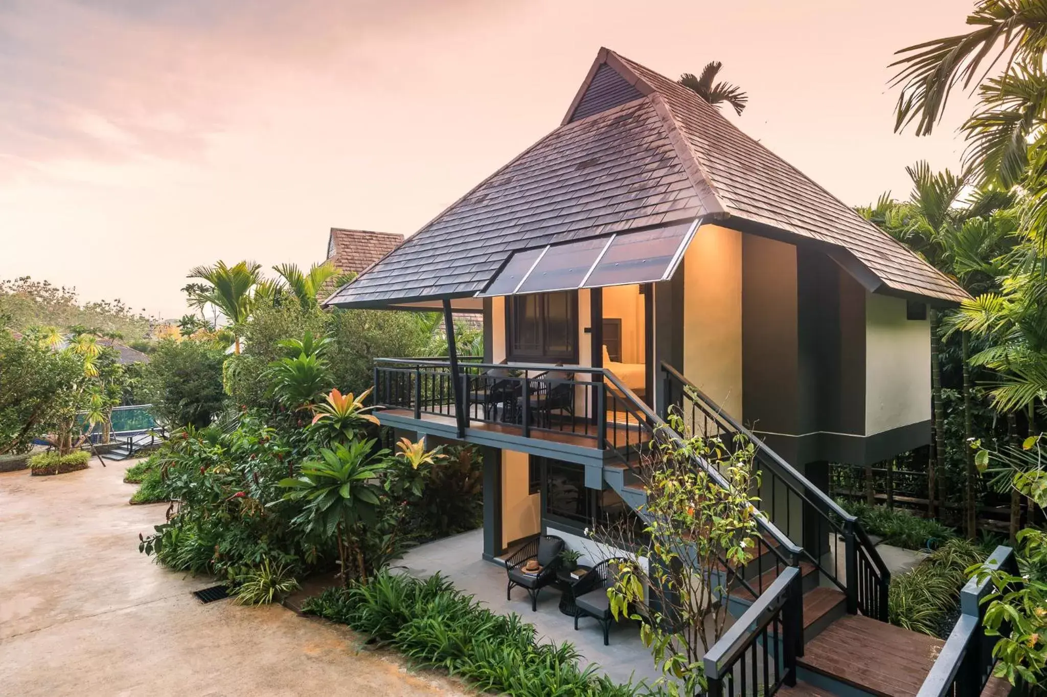 Property building in Loy Chalet Property building in Loy Chalet