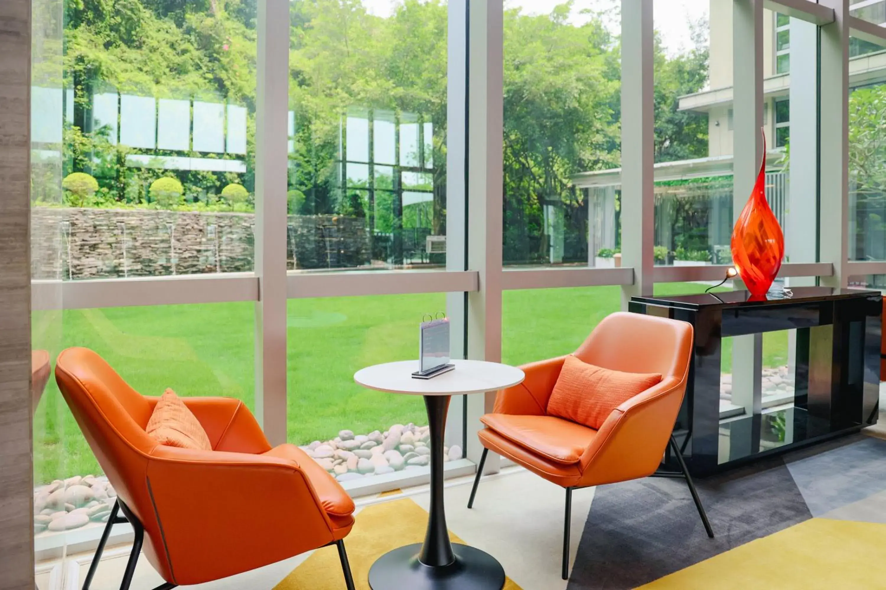 Property building, Seating Area in Holiday Inn Guangzhou Science City, an IHG Hotel