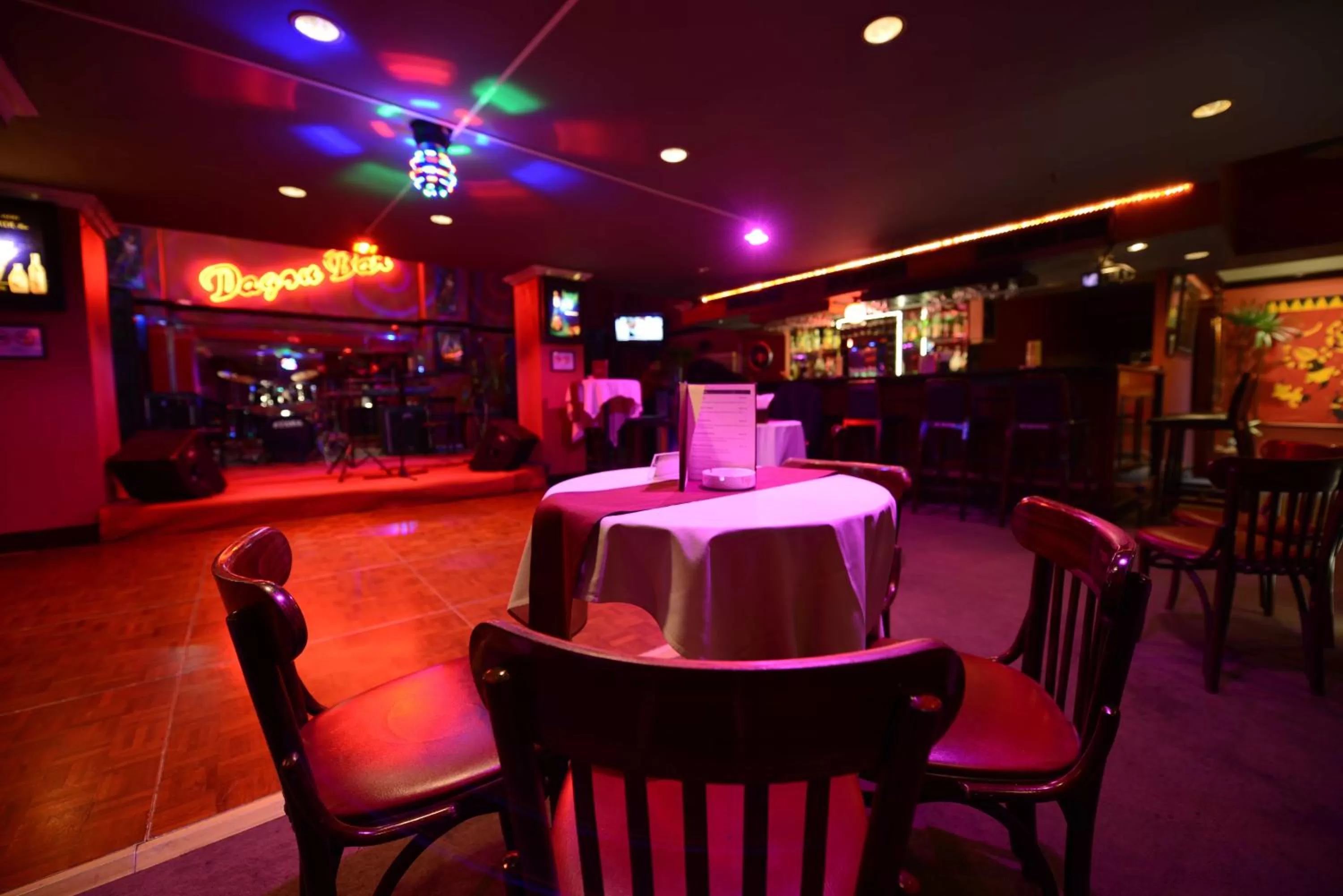 Restaurant/places to eat in Summit Parkview Yangon