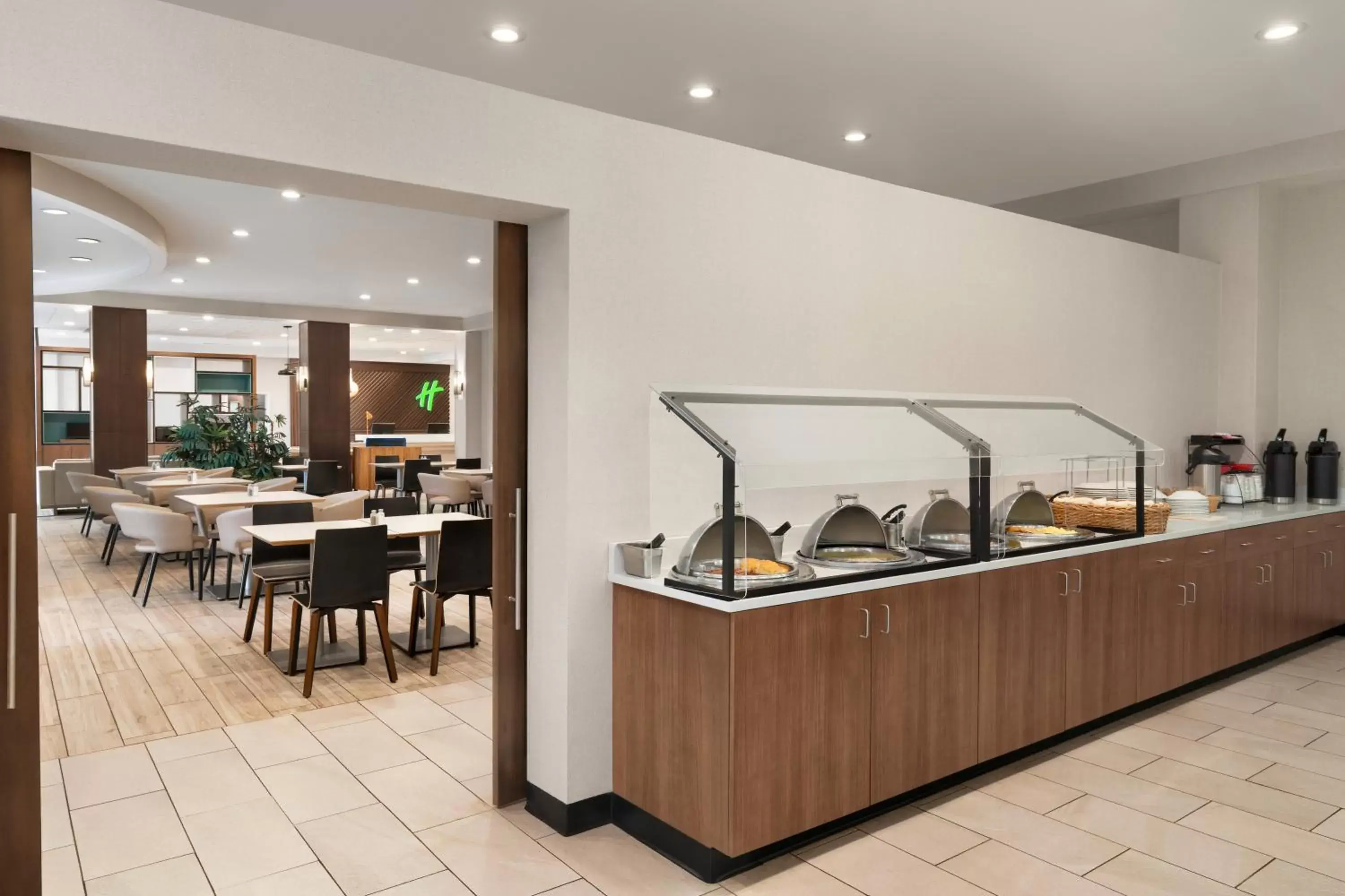 Breakfast, Restaurant/Places to Eat in Holiday Inn Florence, an IHG Hotel