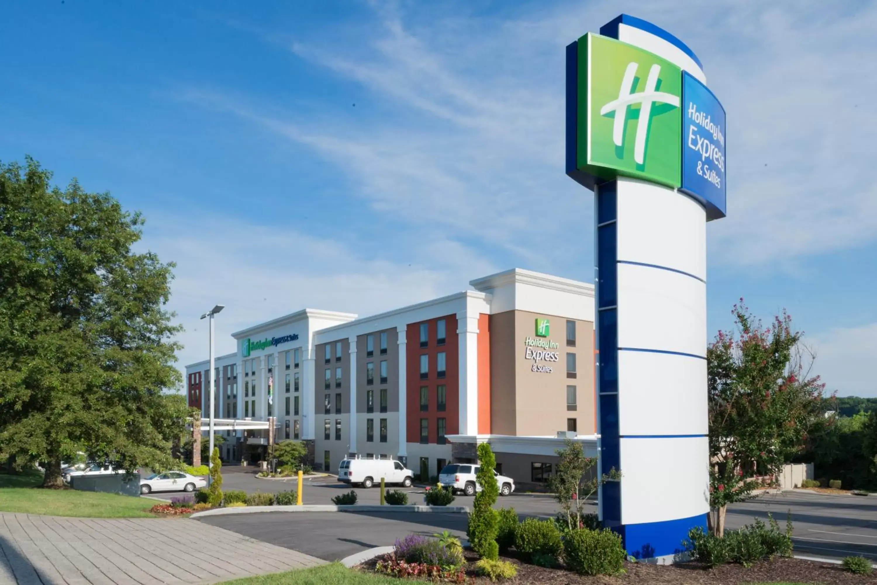 Property building in Holiday Inn Express & Suites Nashville Southeast - Antioch by IHG Property building in Holiday Inn Express & Suites Nashville Southeast - Antioch by IHG