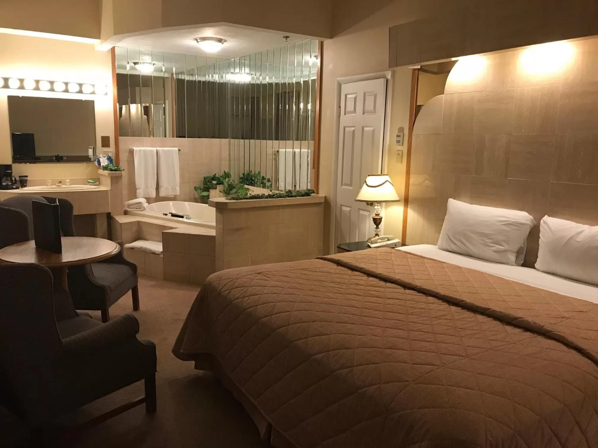 Riveredge Resort Hotel