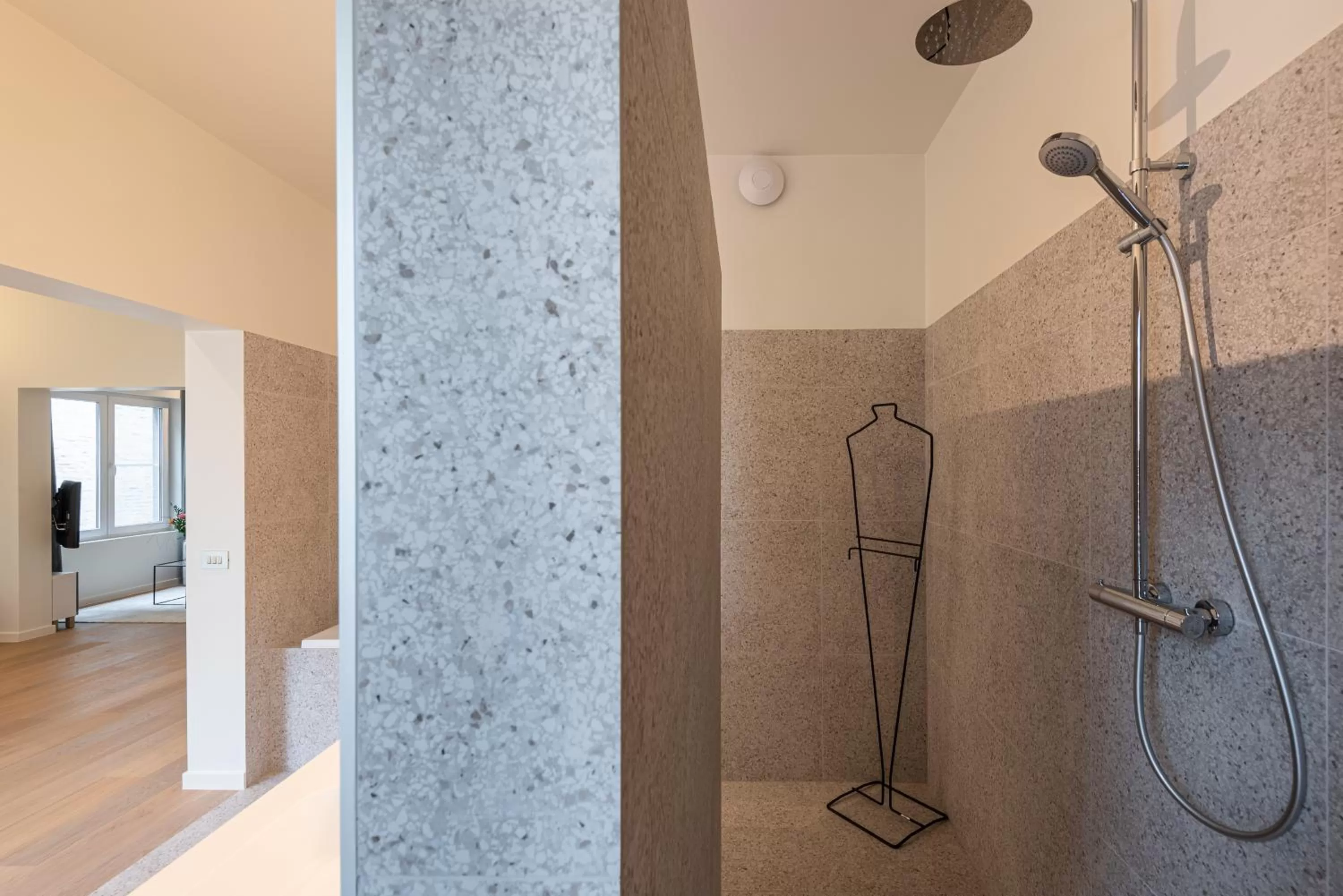 Shower in Gepetto's - Beautiful stay in the Historic centre of Ghent -