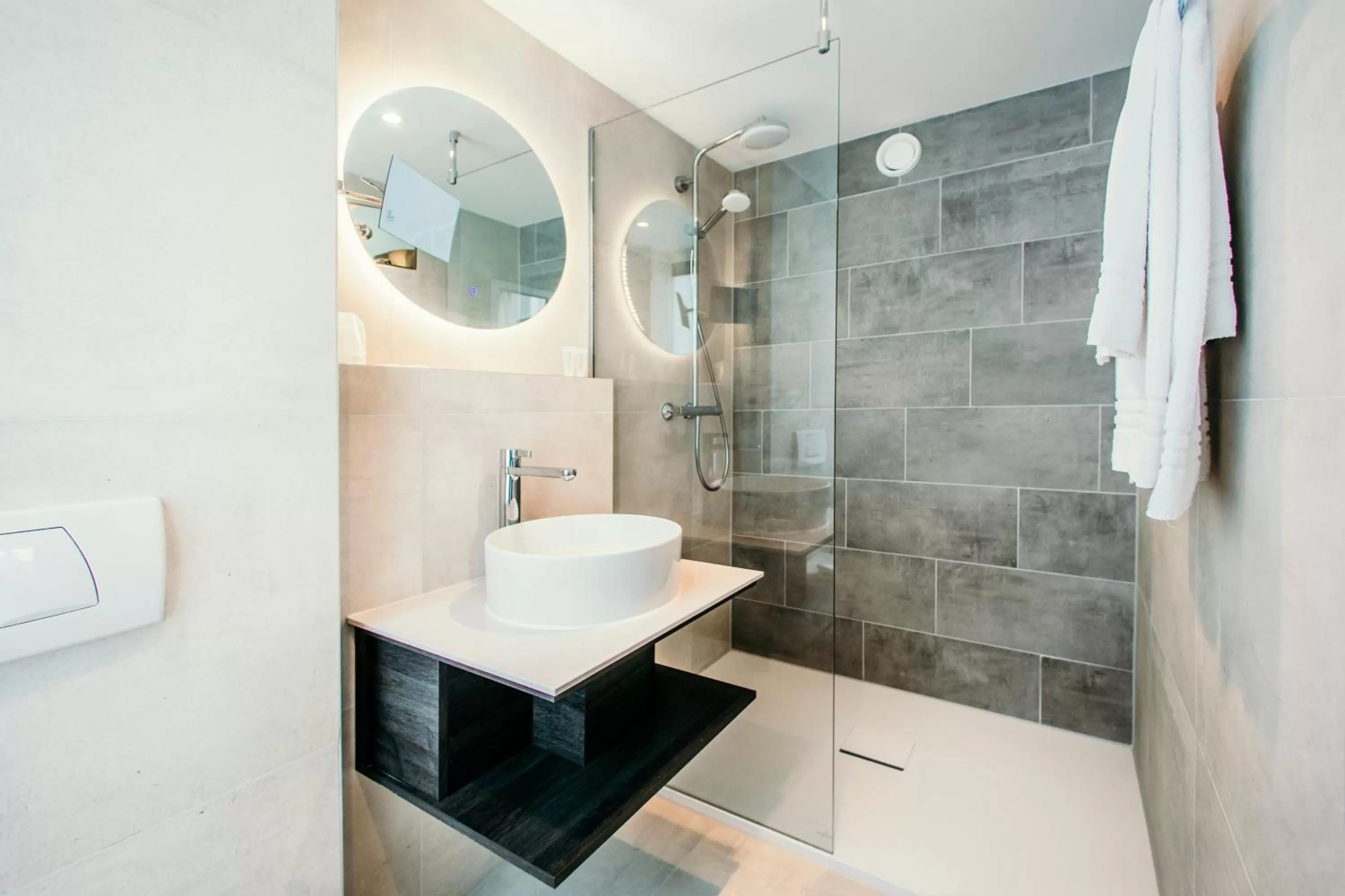 Bathroom in Amsterdam Beach Hotel