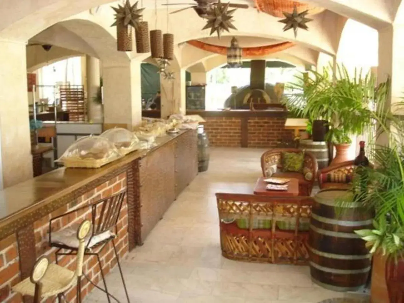 Restaurant/places to eat in Ixtapa Palace