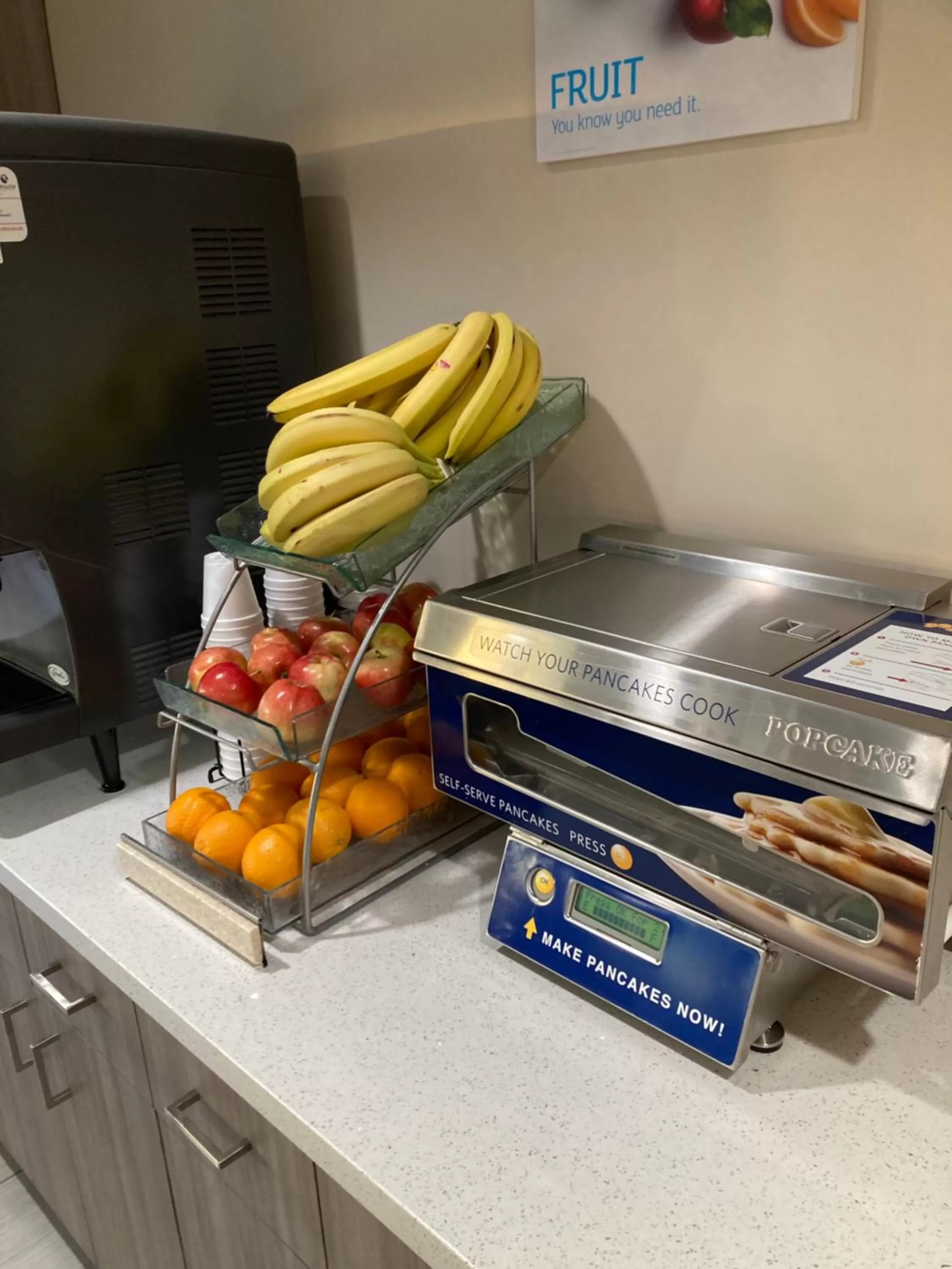 Breakfast in Days Inn Merced / Yosemite Area