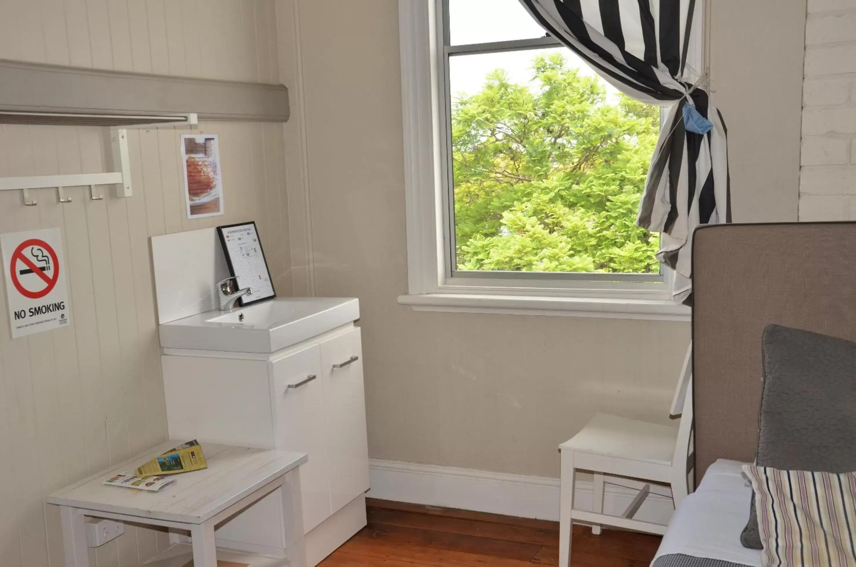 Bedroom in Royal Gatton Hotel Bedroom in Royal Gatton Hotel