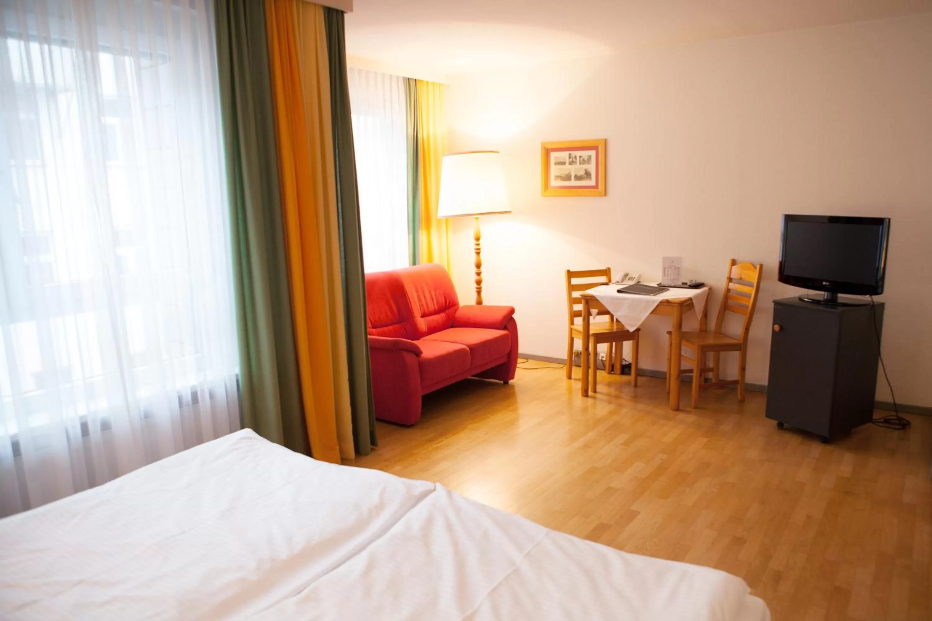 Photo of the whole room, Bed in Hotel Caroline