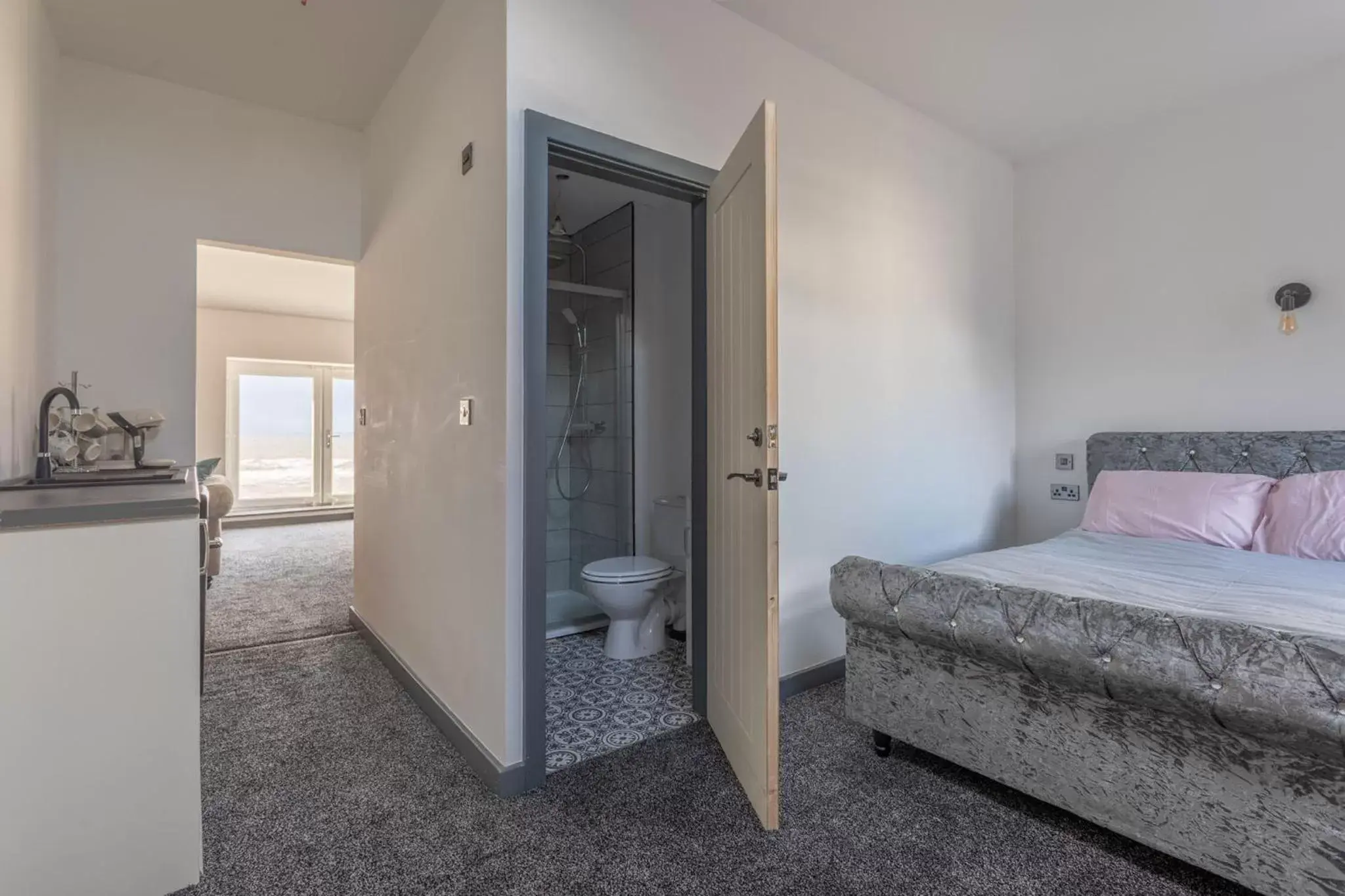 Bathroom, Bed in RESIDENCY LUXURY SEAFRONT HOTEL