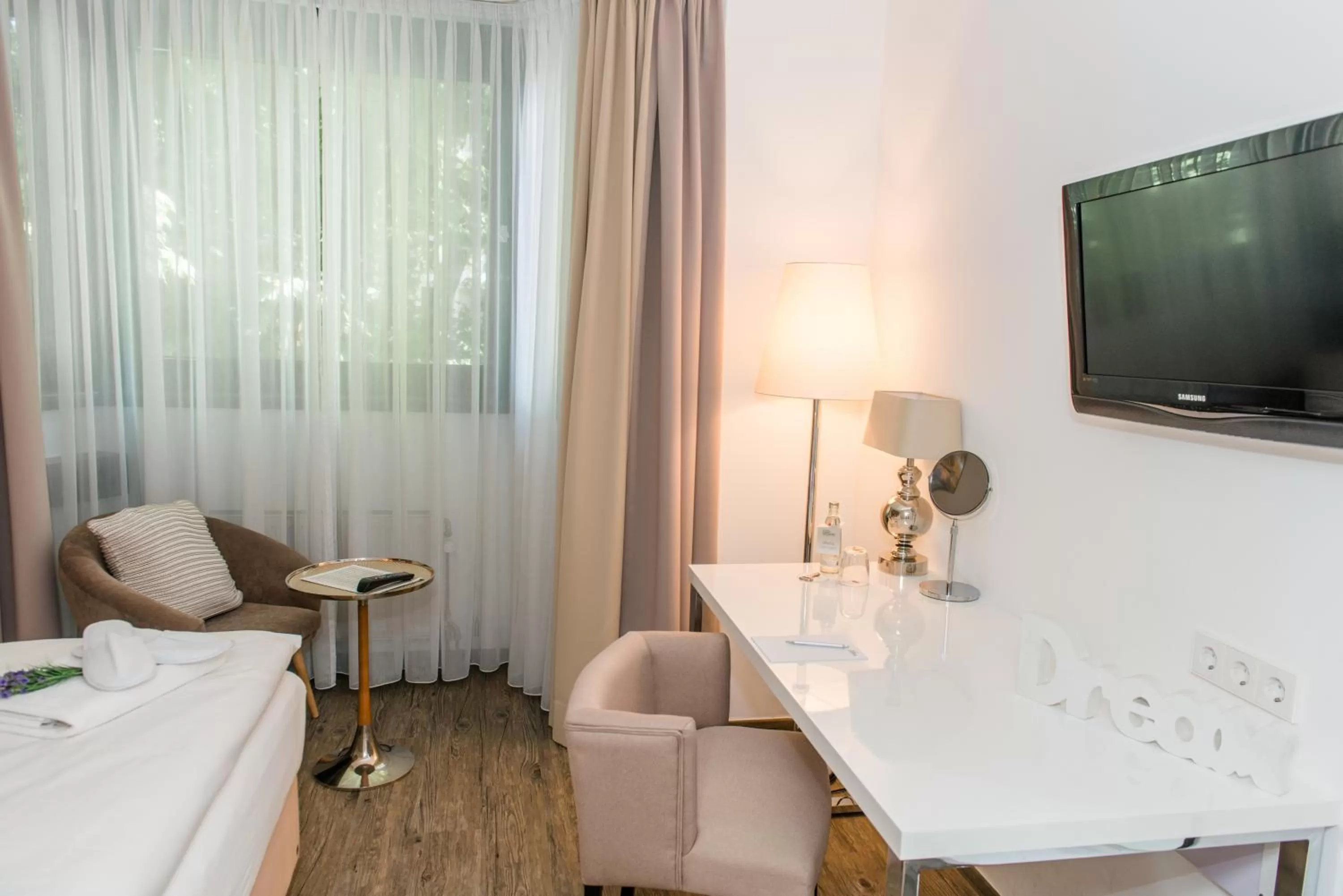 Photo of the whole room in Concorde Business Boutique Hotel