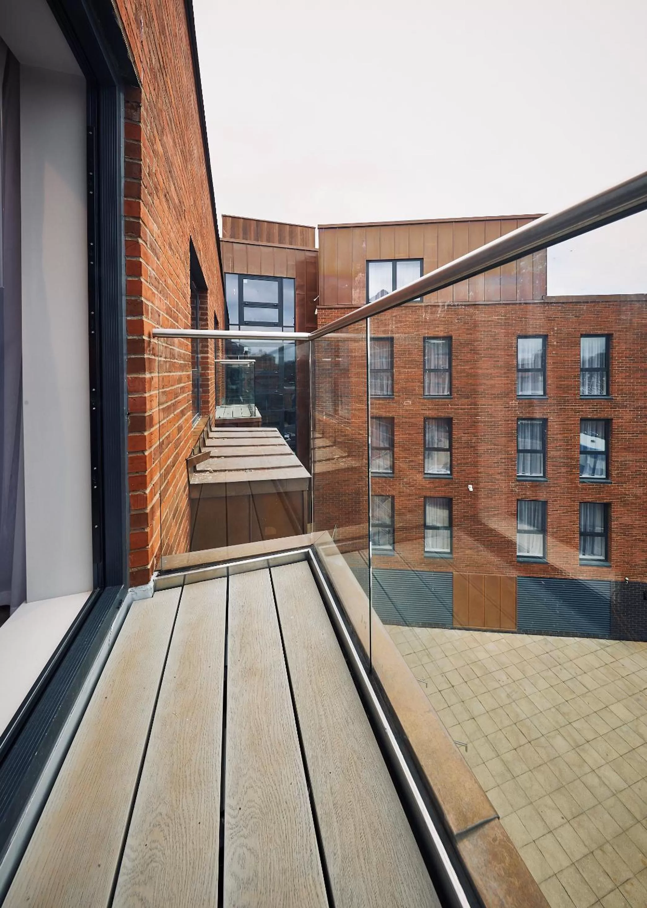 Balcony/Terrace in Roomzzz York City