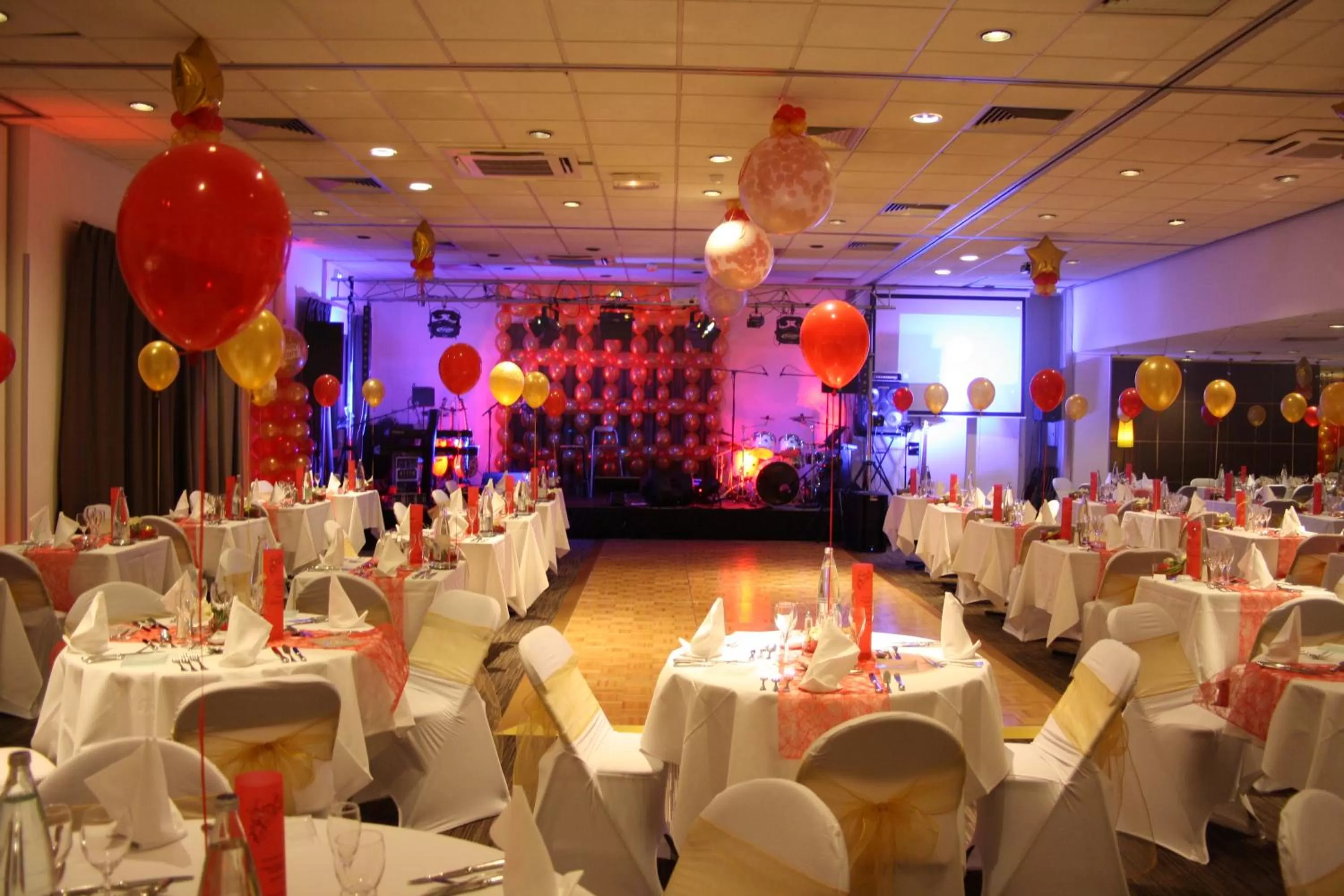 Evening entertainment in La Berteliere, The Originals Relais