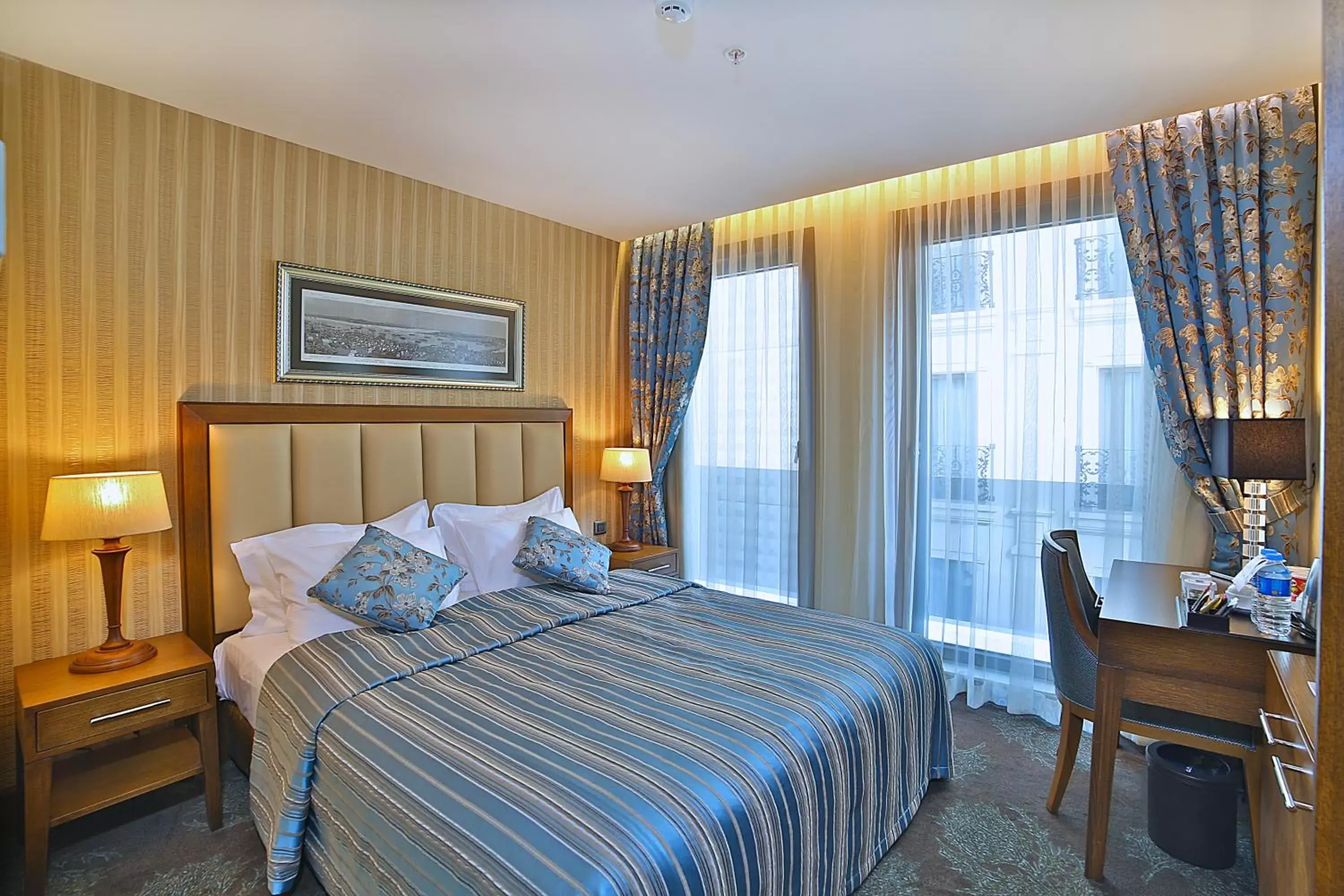 Bedroom, Bed in Adelmar Hotel Istanbul Sisli
