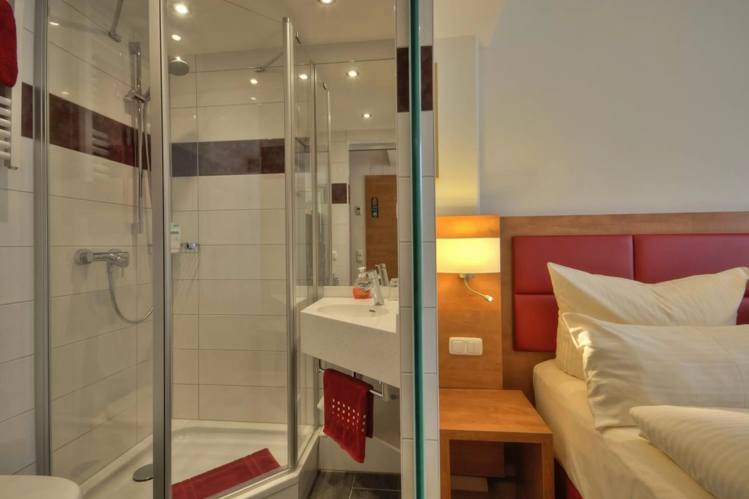 Decorative detail, Bathroom in Hotel Condor