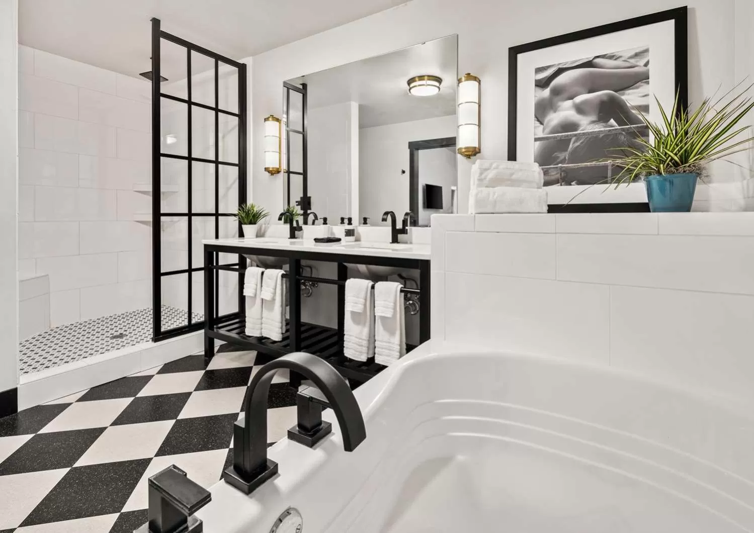 Hotel Grinnell, Ascend Hotel Collection