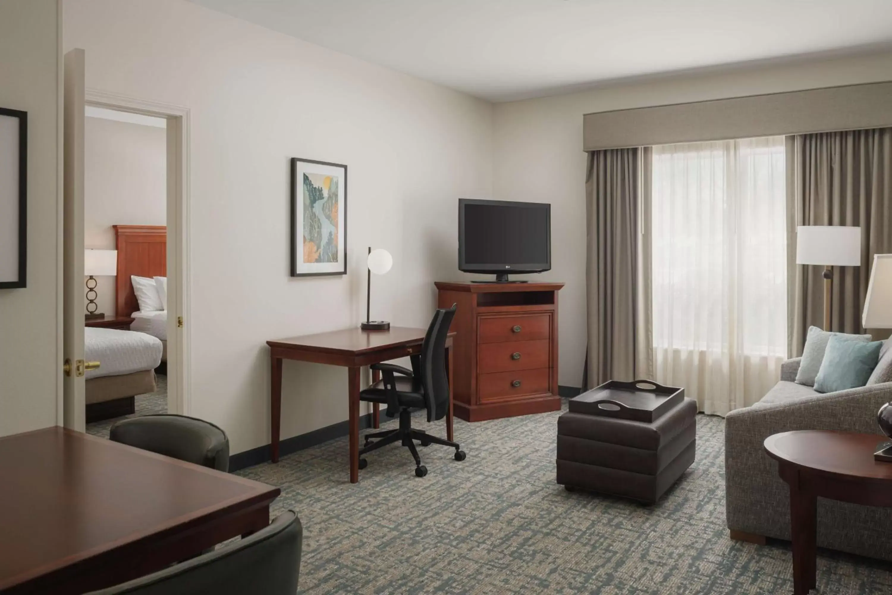 Living room, TV/Entertainment Center in Homewood Suites by Hilton Knoxville West at Turkey Creek