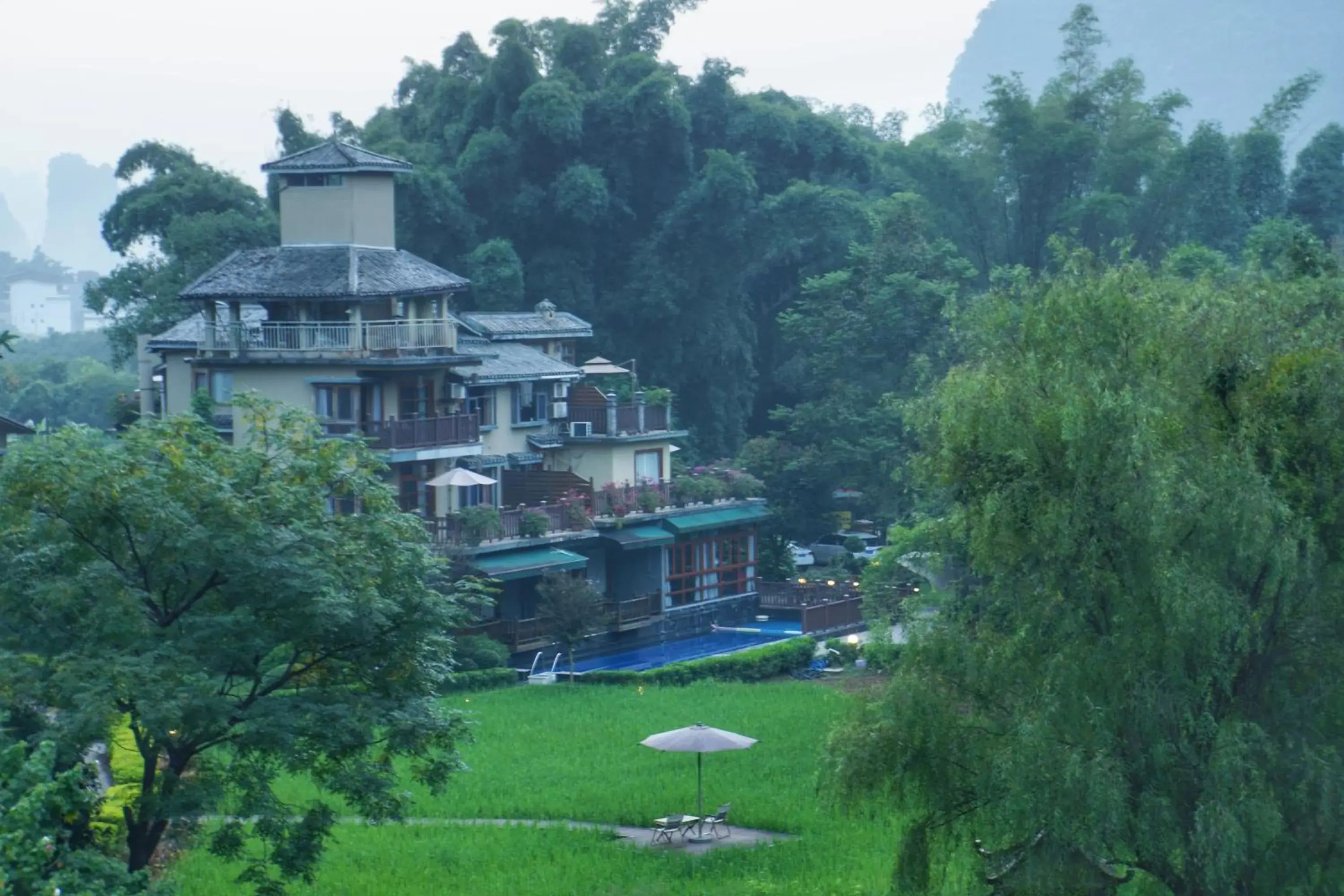 Property Building in Yangshuo Moondance Hotel