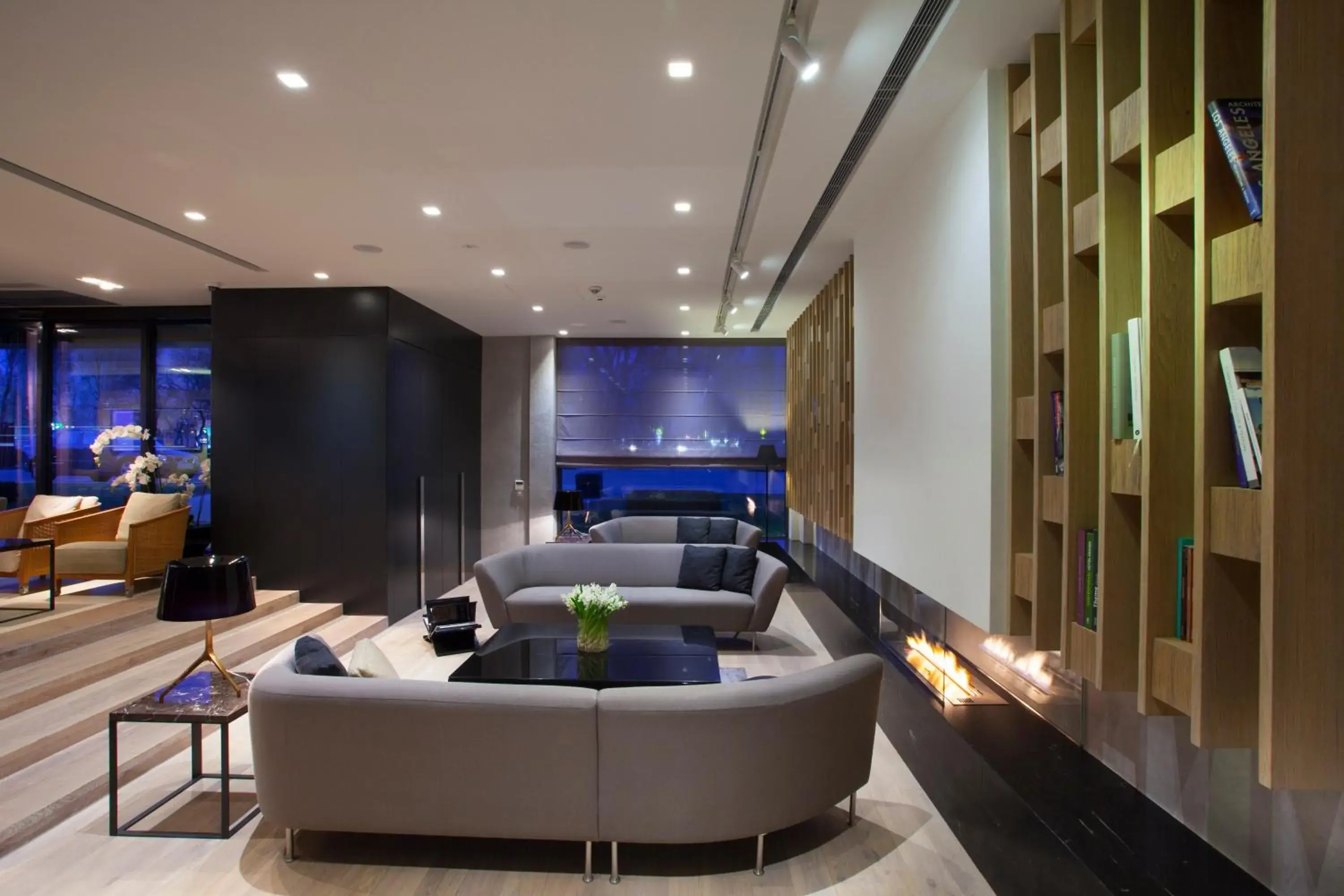 Lobby or reception, Lounge/Bar in Ilonn Hotel