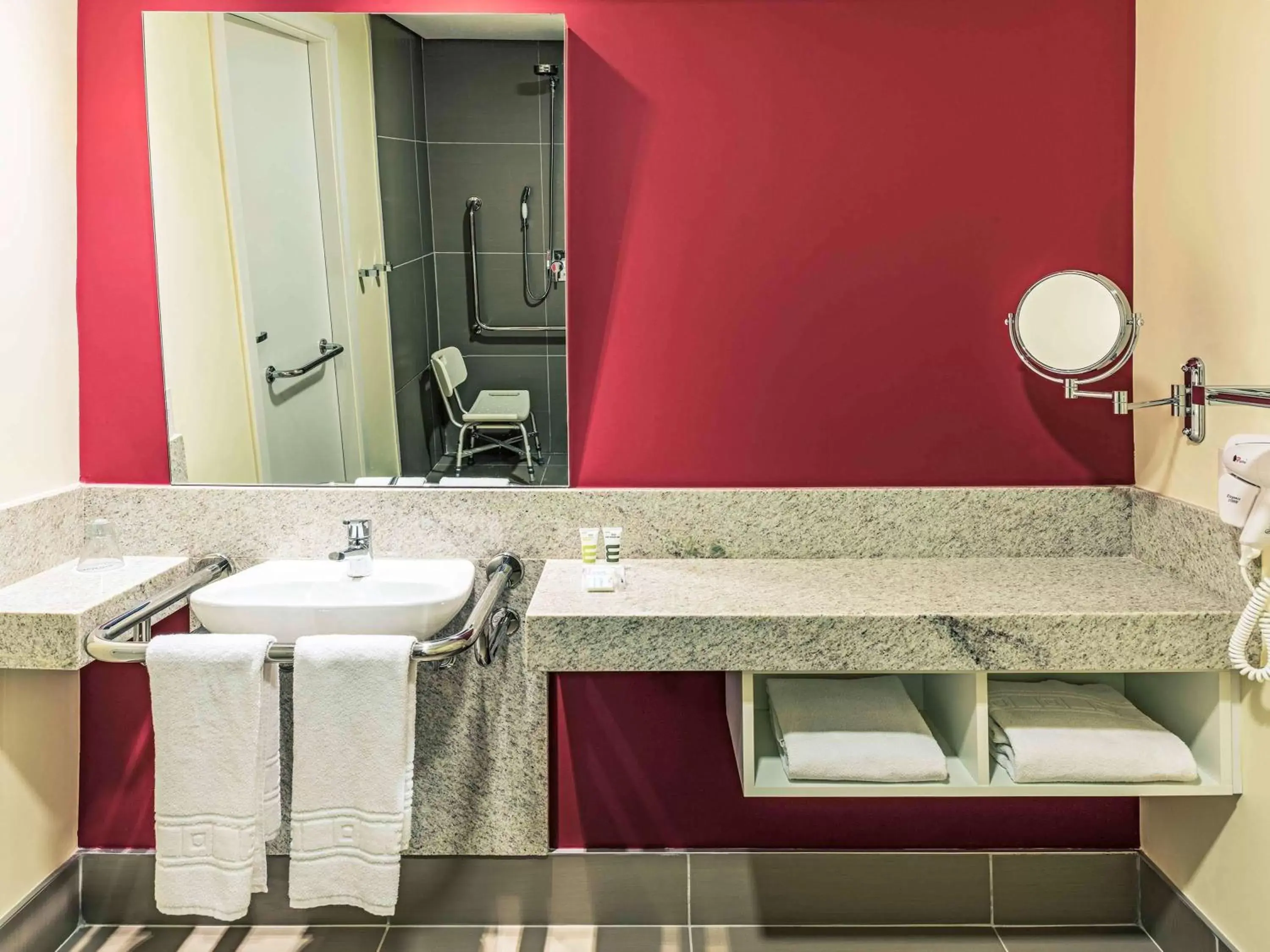 Double Room - single occupancy - Disability Access in Mercure Ribeirão Preto Double Room - single occupancy - Disability Access in Mercure Ribeirão Preto
