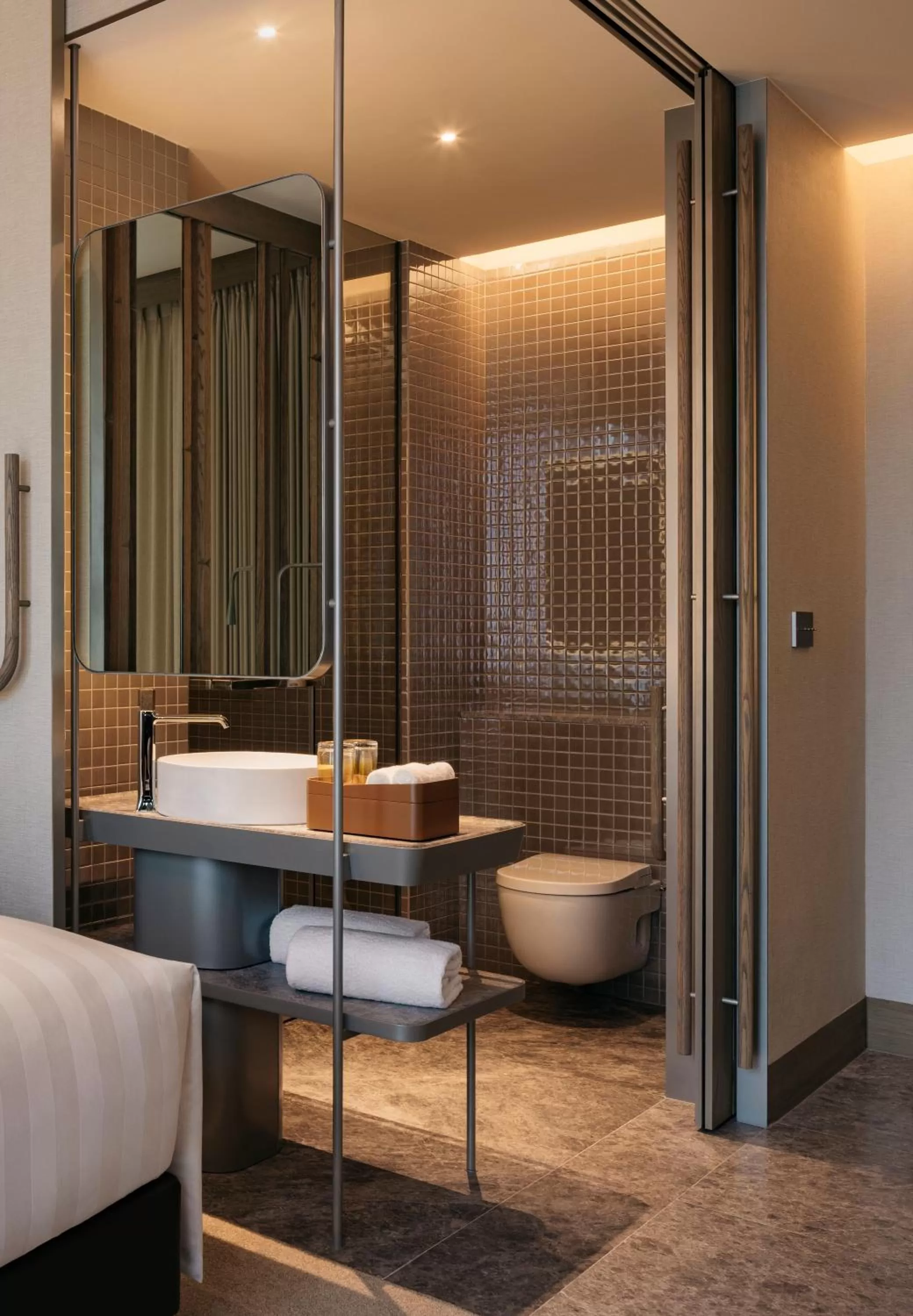 Toilet in Pan Pacific Orchard