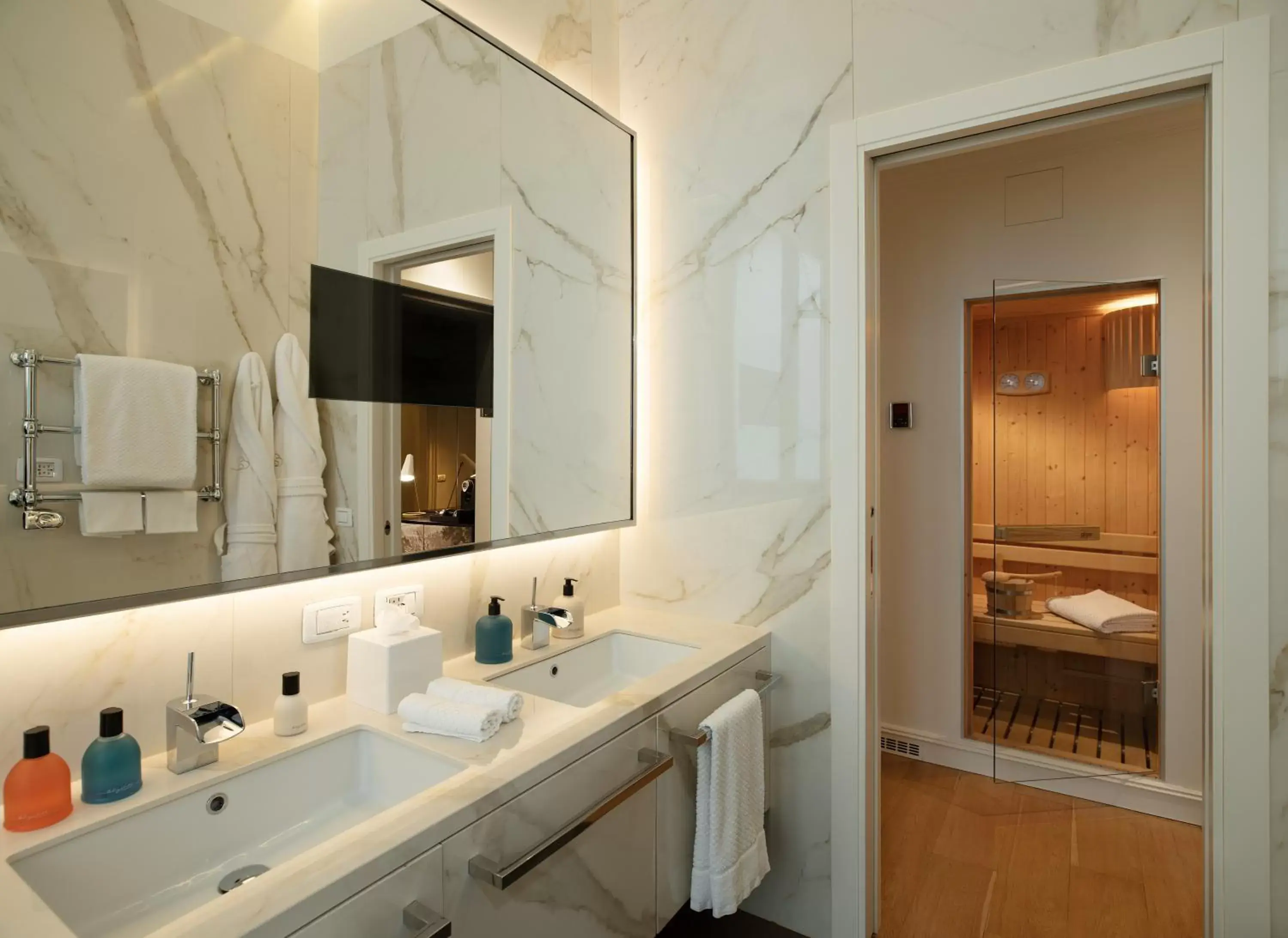 Sauna, Bathroom in Elizabeth Unique Hotel | a Member of Design Hotels™