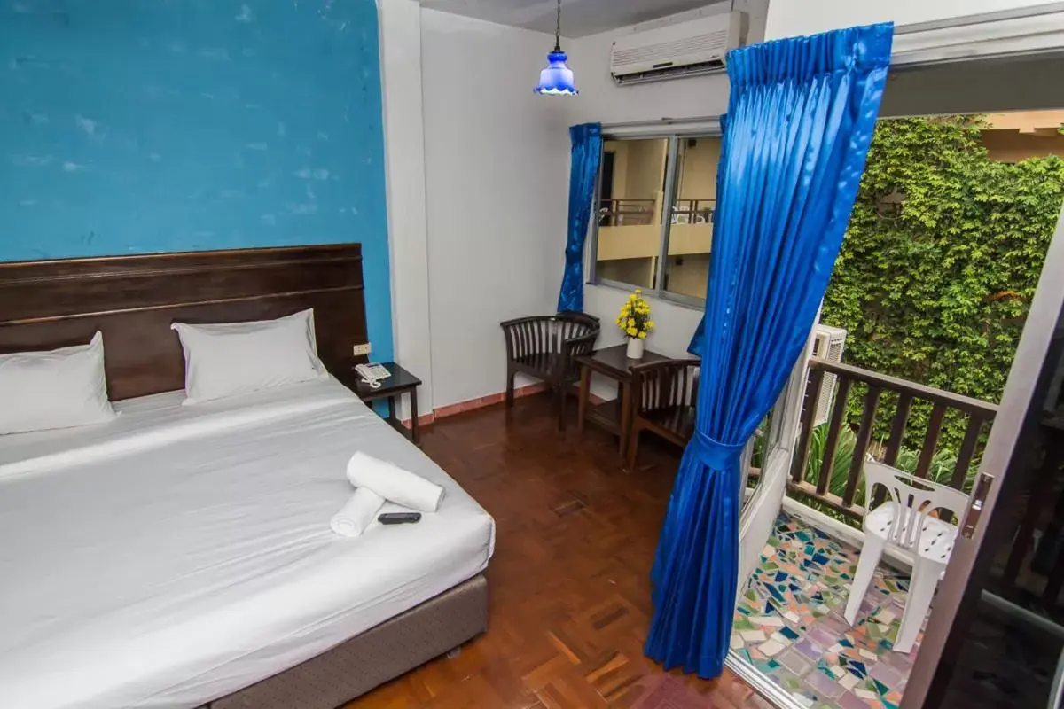 Photo of the whole room, Bed in Sutus Court 2 Photo of the whole room, Bed in Sutus Court 2