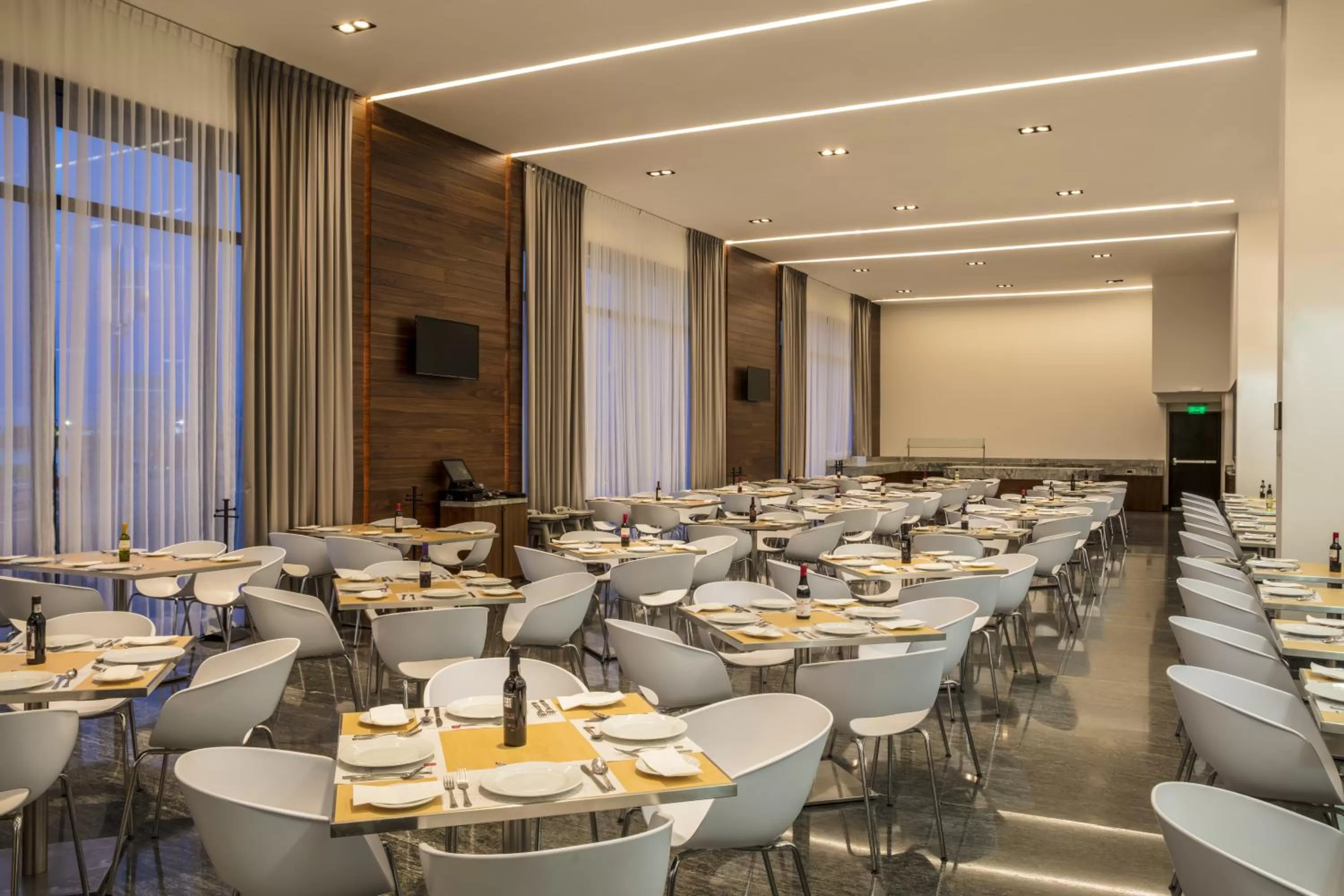 Restaurant/places to eat in Fiesta Inn Chihuahua Fashion Mall