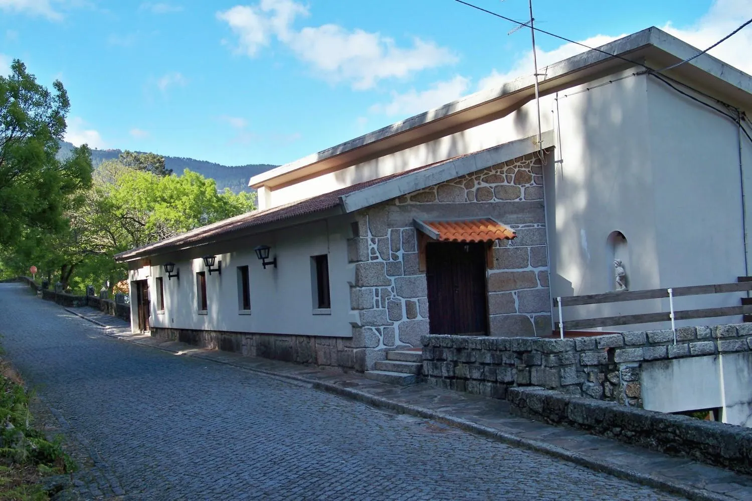 Property building in INATEL Manteigas