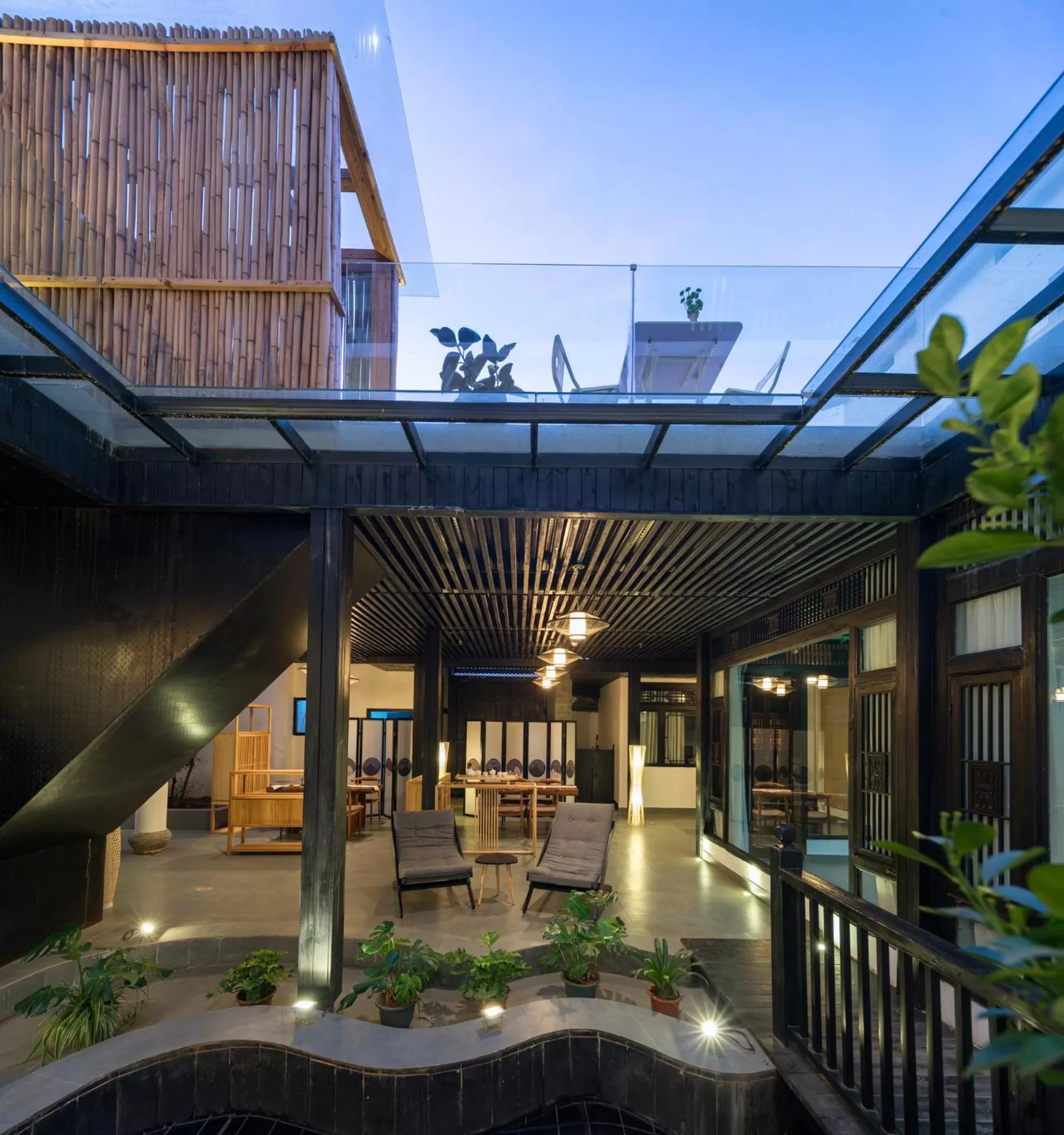 Patio in Lijiang Gemmer Hotel