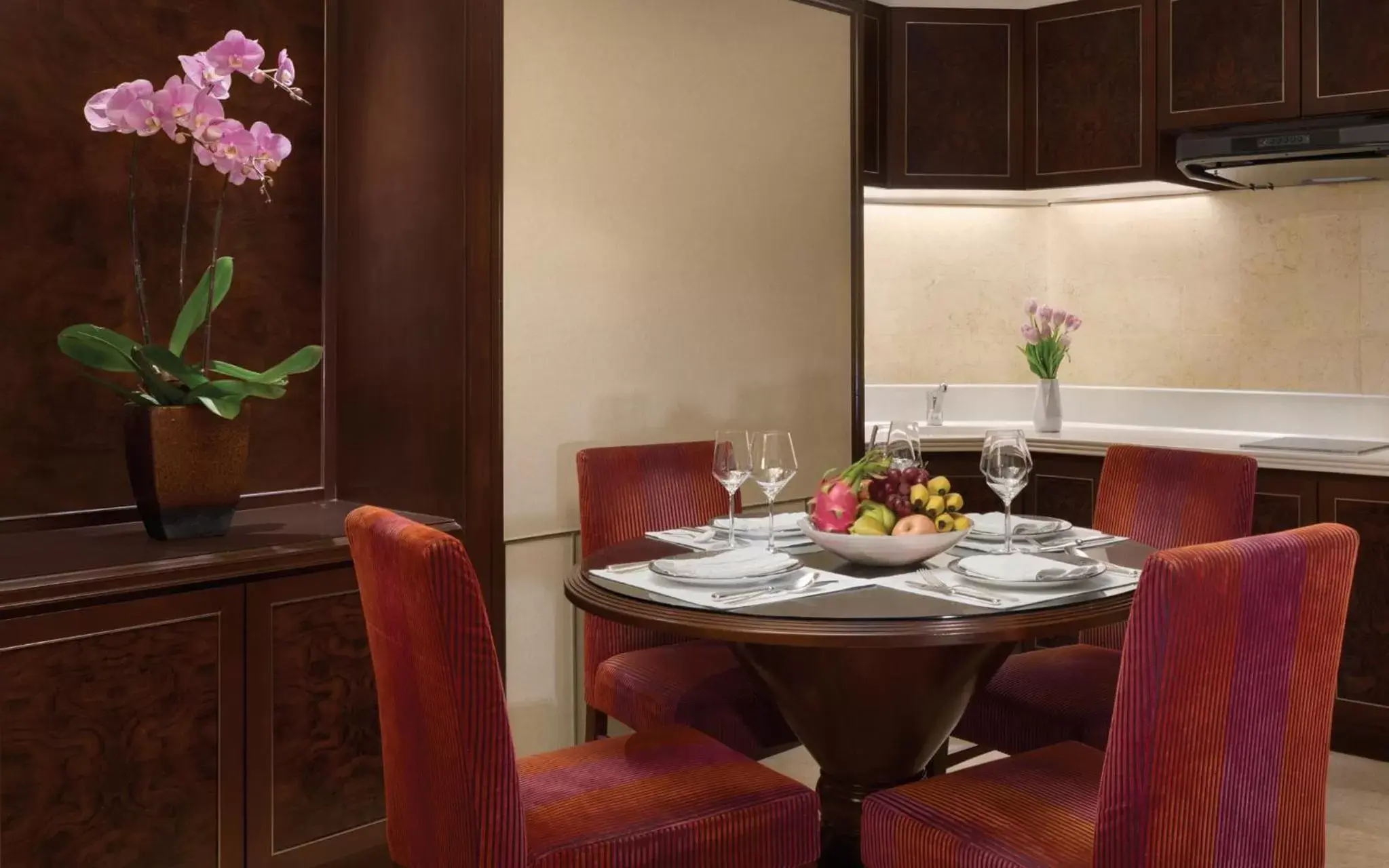 Dining Area in Shangri-La Kuala Lumpur