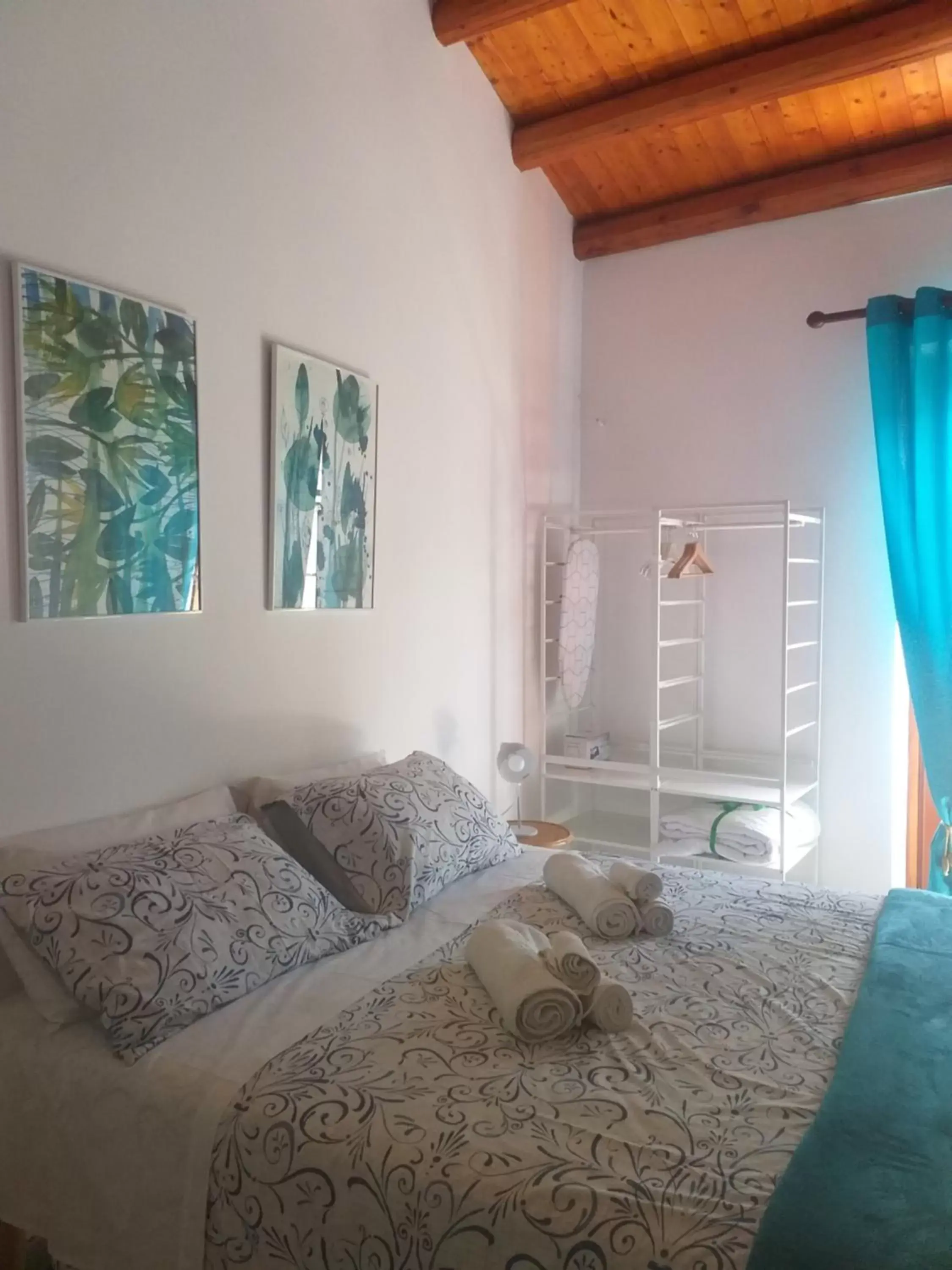 Bedroom, Bed in Enzo'S Suite