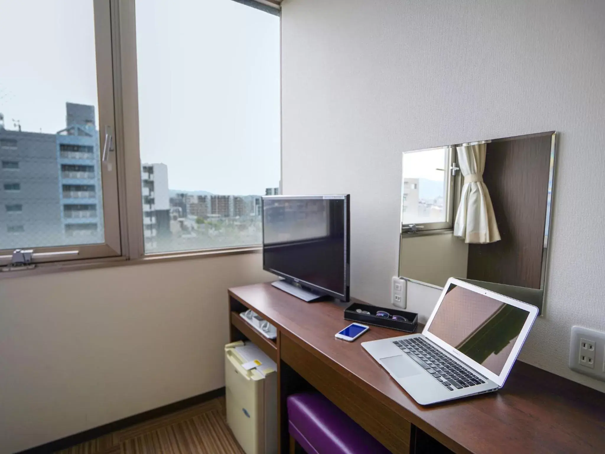 Photo of the whole room, TV/Entertainment Center in Hotel New Gaea Domemae