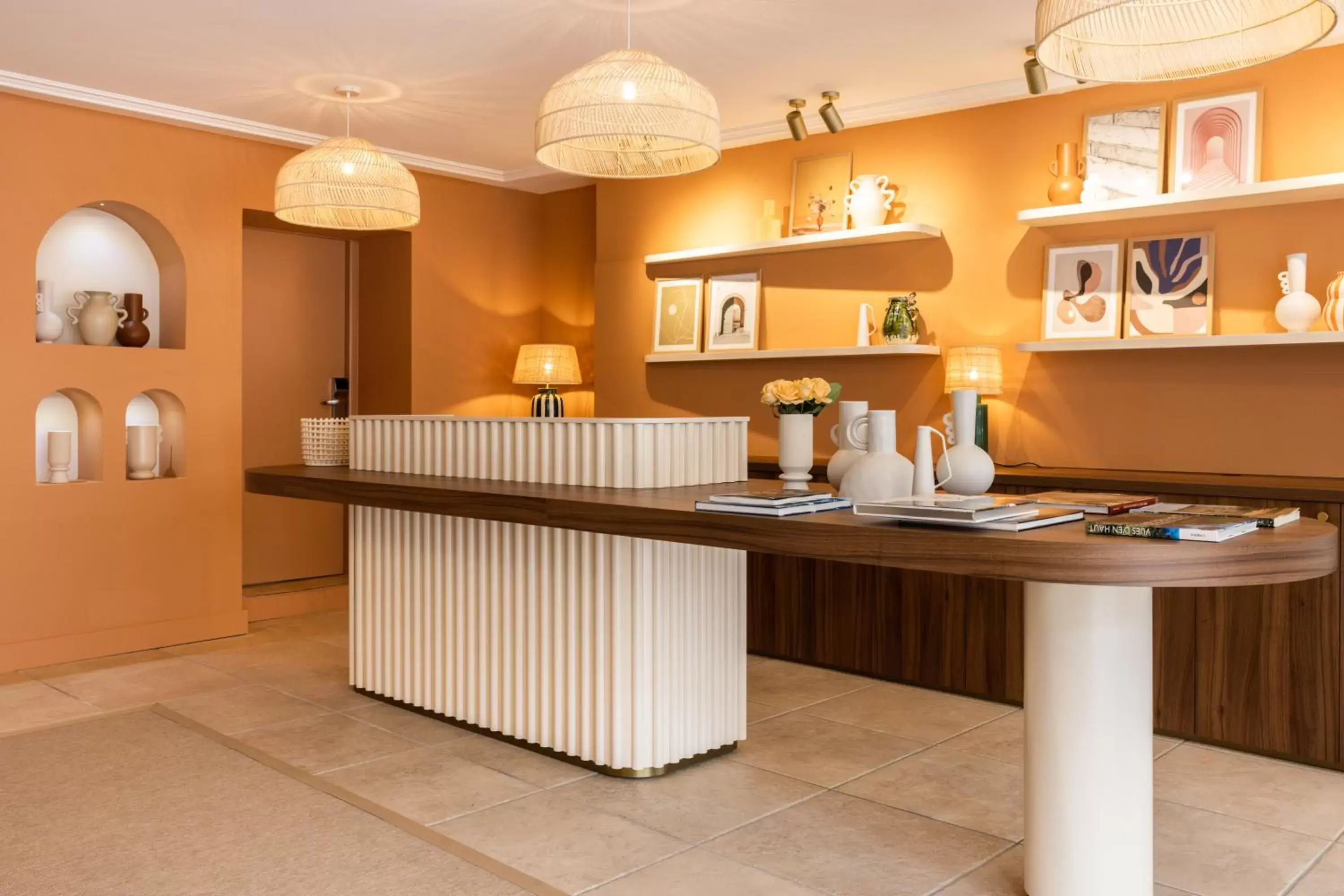 Lobby or reception, Kitchen/Kitchenette in Grand Hotel d'Orange, BW Signature Collection