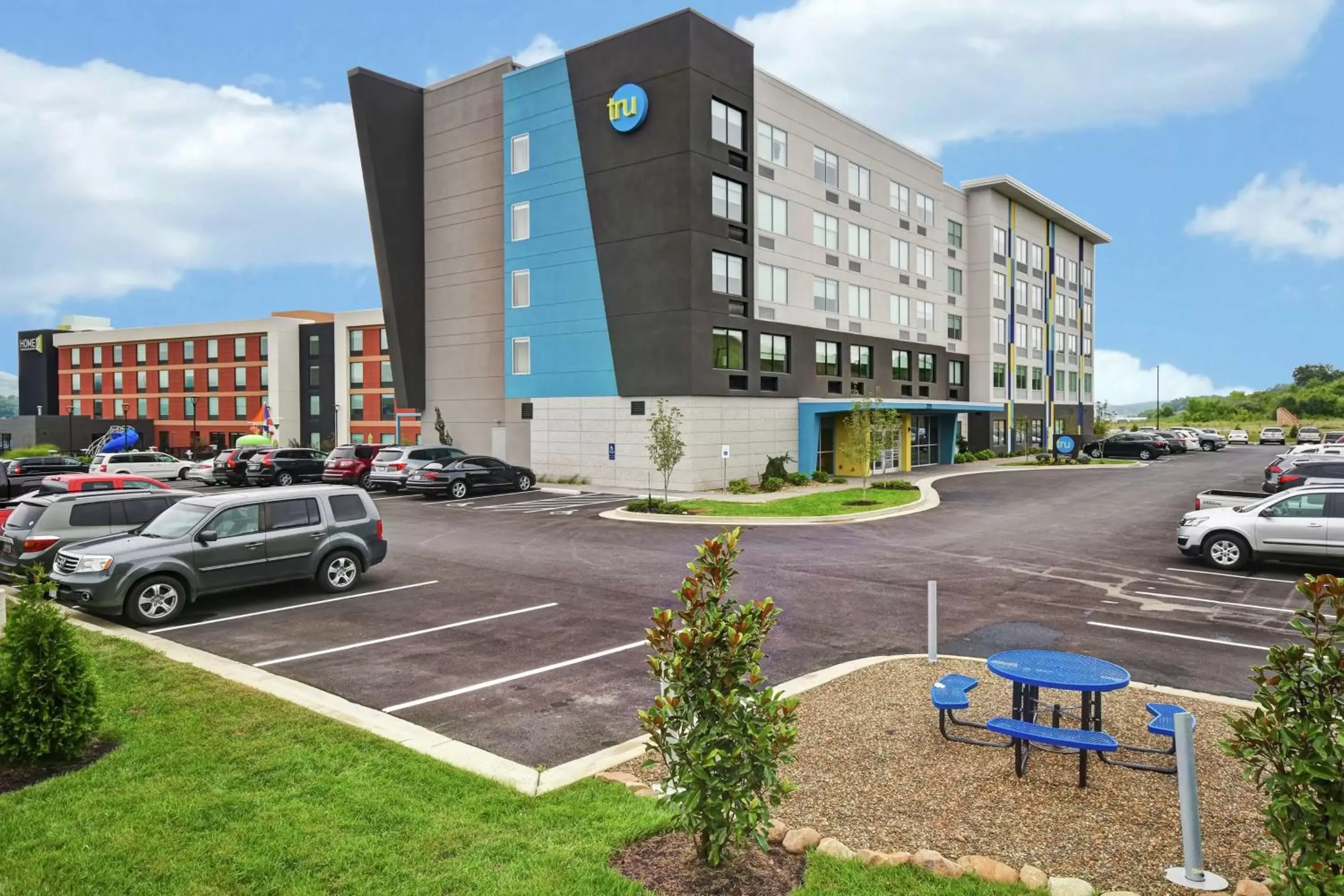 Property building in Tru By Hilton Pigeon Forge Property building in Tru By Hilton Pigeon Forge