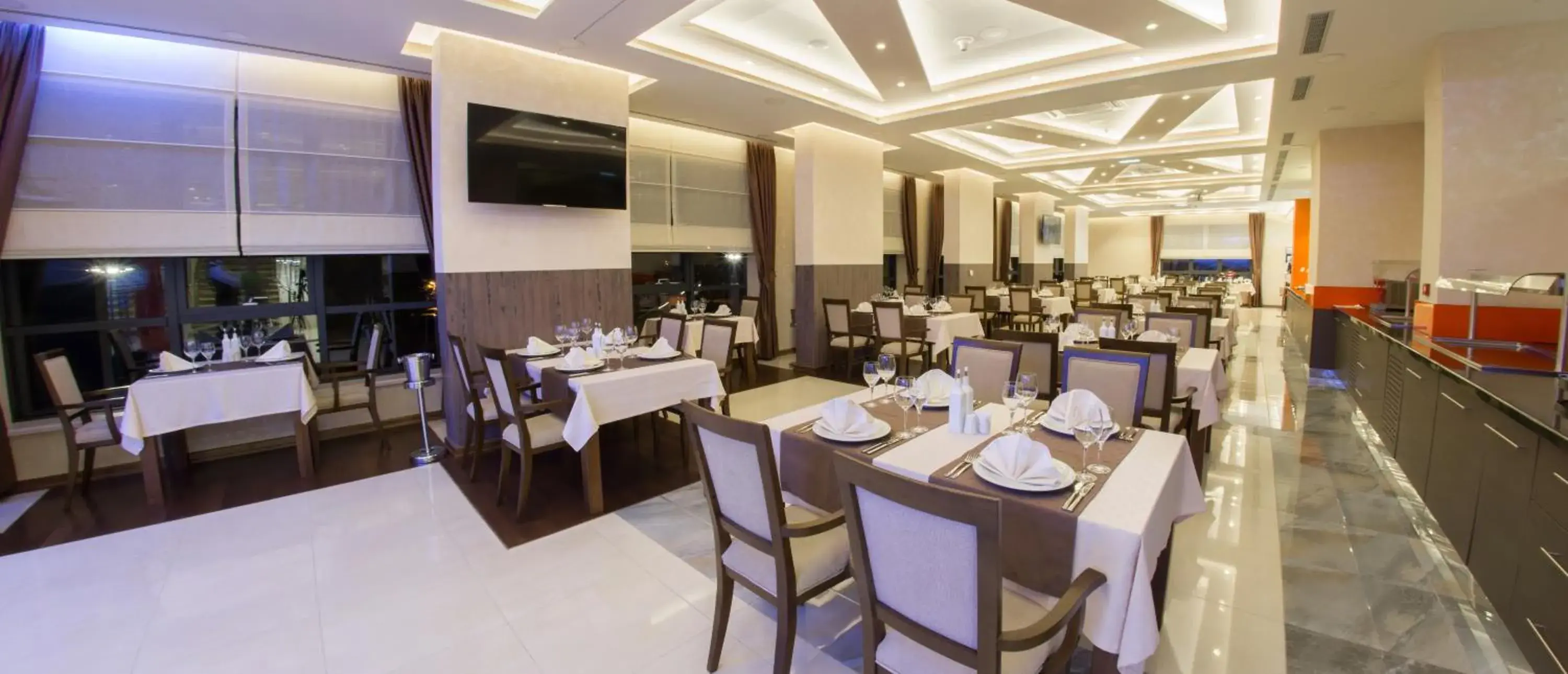 Restaurant/places to eat in Hotel Mostar Restaurant/places to eat in Hotel Mostar