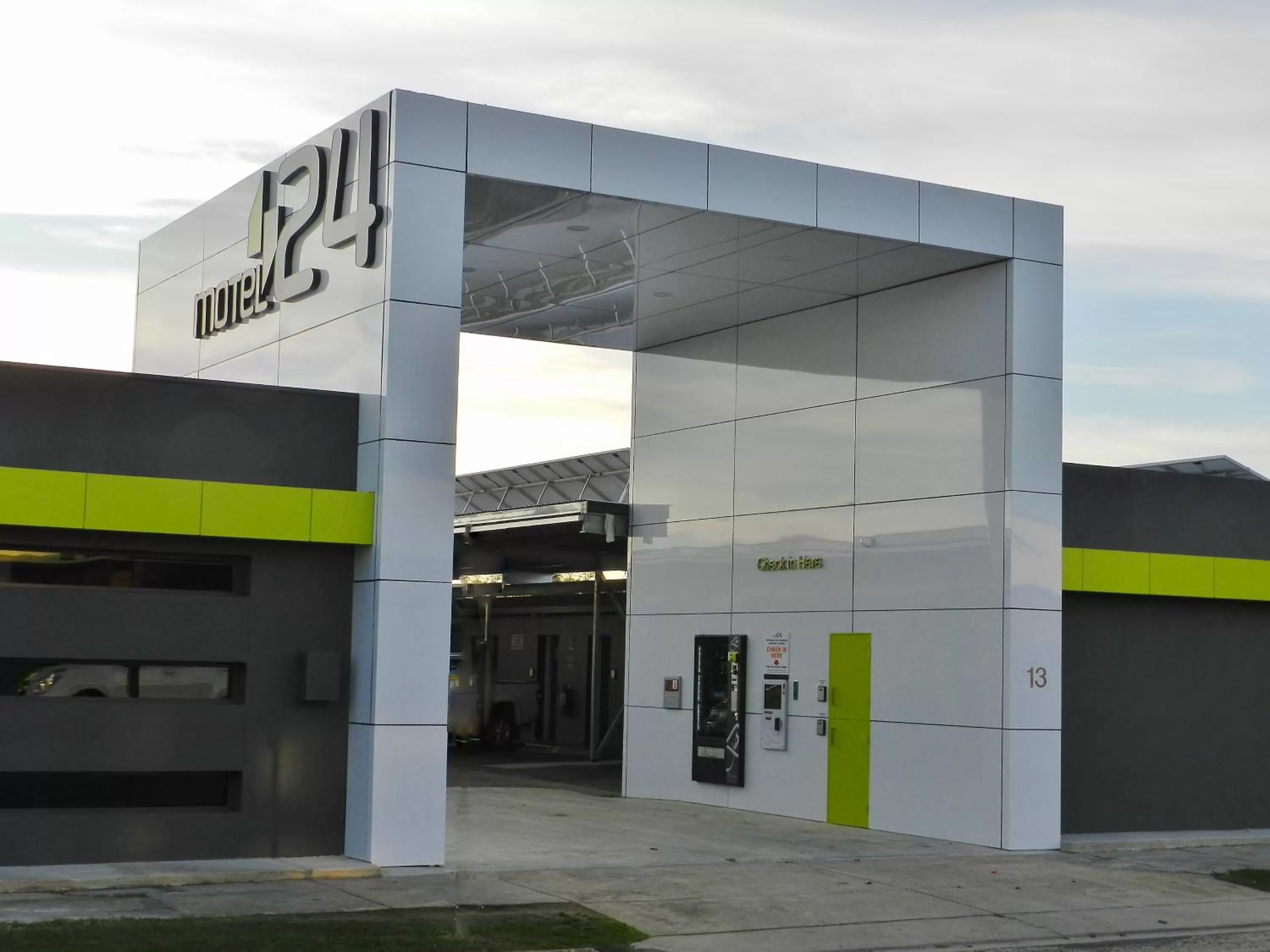 Property Building in Motel 24