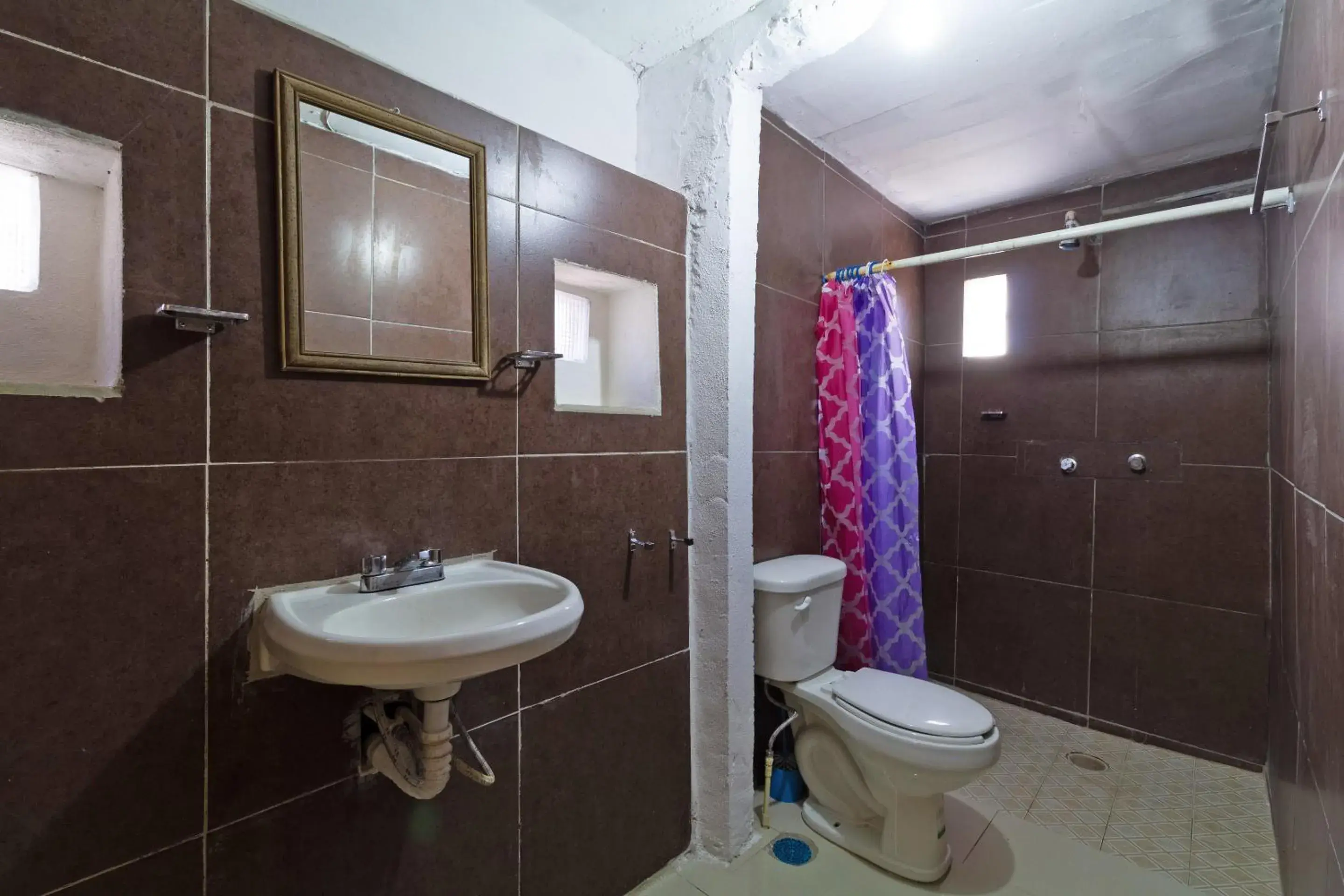 Bathroom in OYO Hotel Punta Guadalupe, San Cristóbal de las Casas