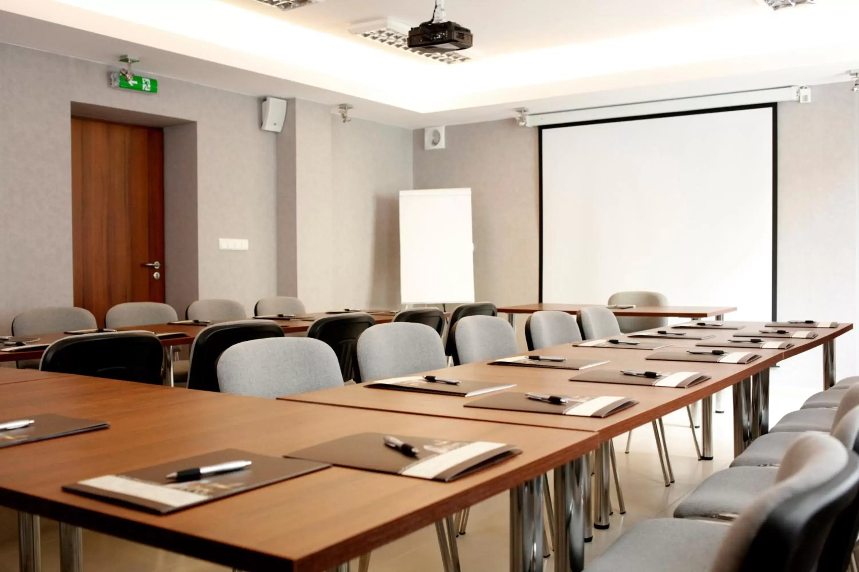 Meeting/conference room in Iskra