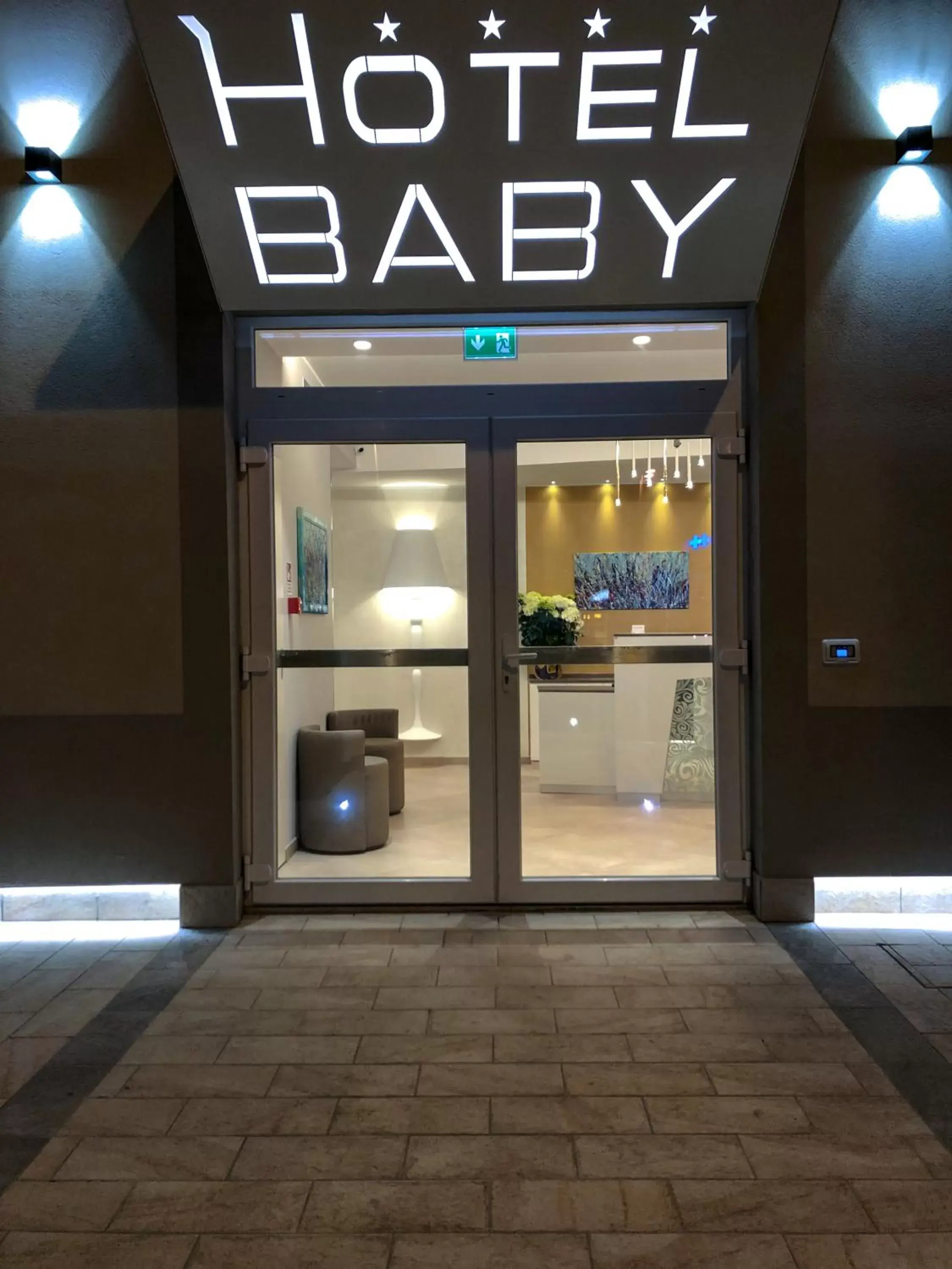 Facade/entrance in Hotel Baby