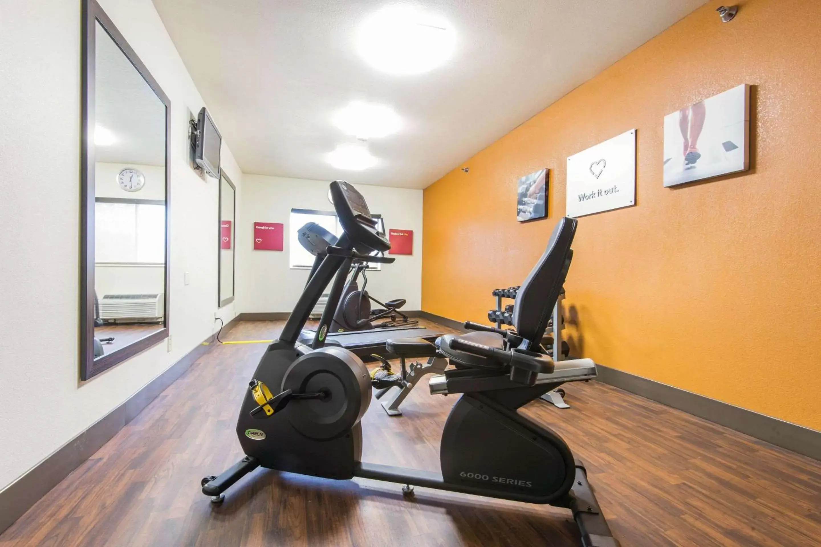Fitness centre/facilities, Fitness Center/Facilities in Comfort Suites Rochester Henrietta University Area