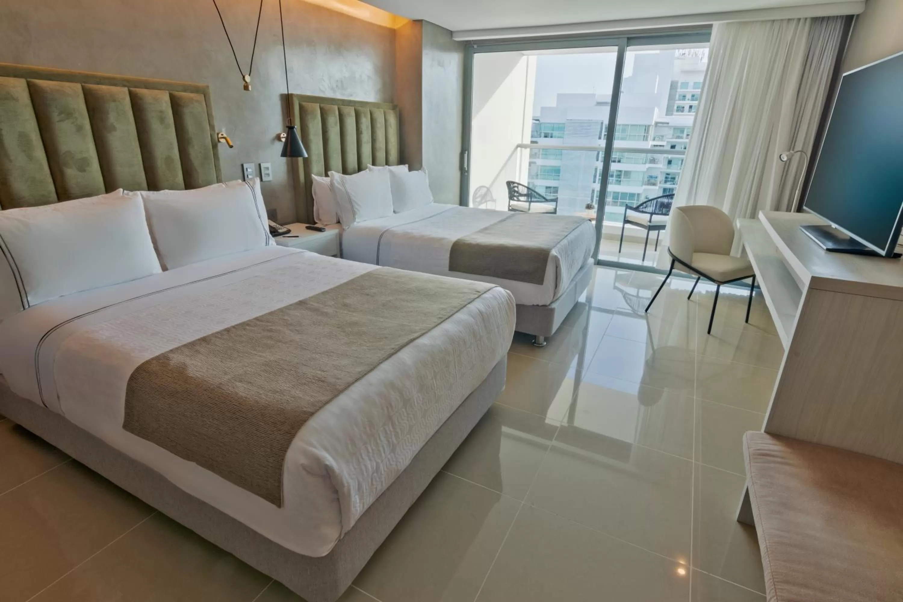 Bedroom, Bed in Sonesta Hotel Cartagena