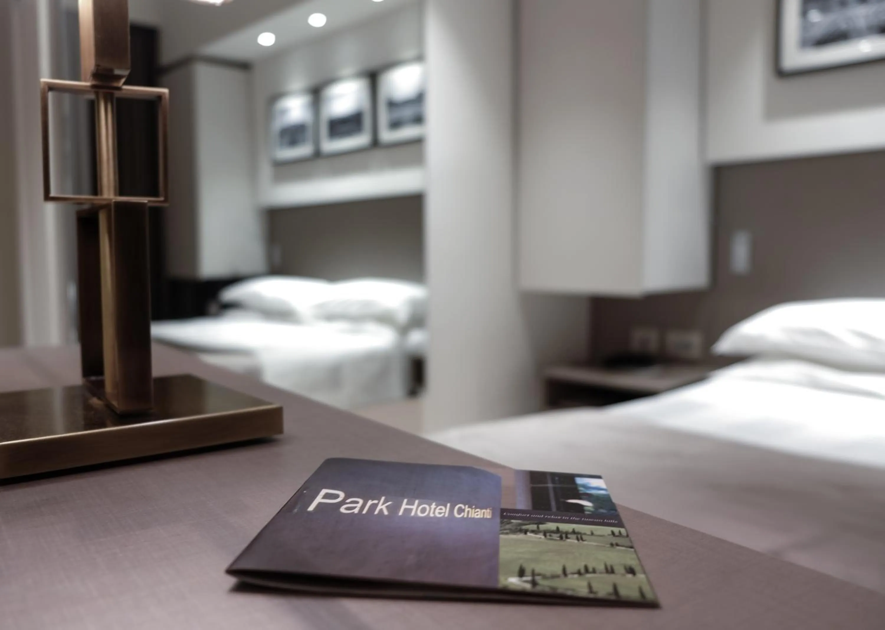 Balcony/Terrace, Bed in Park Hotel Chianti