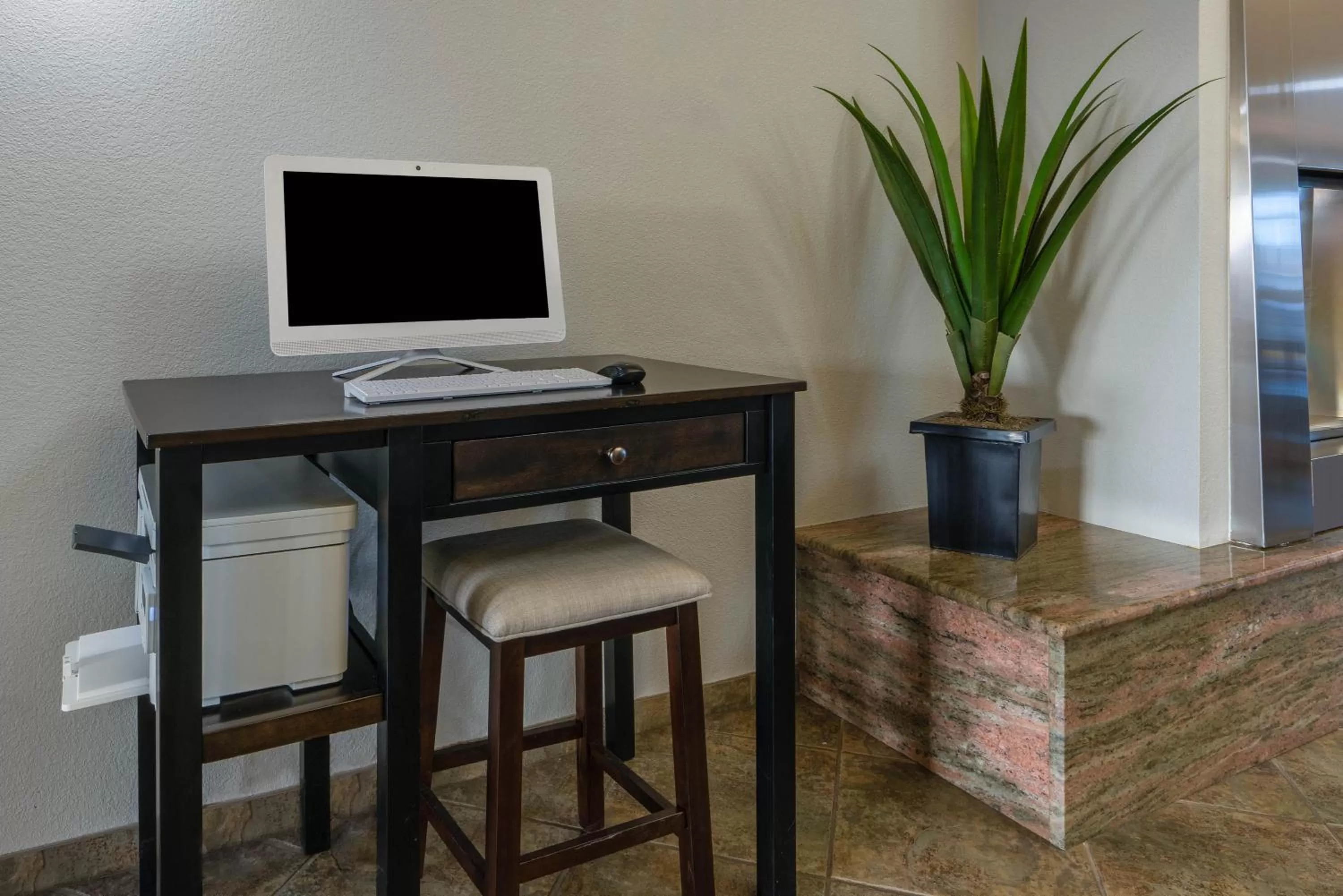 Business facilities in La Quinta Inn & Suites by Wyndham Loveland Estes Park