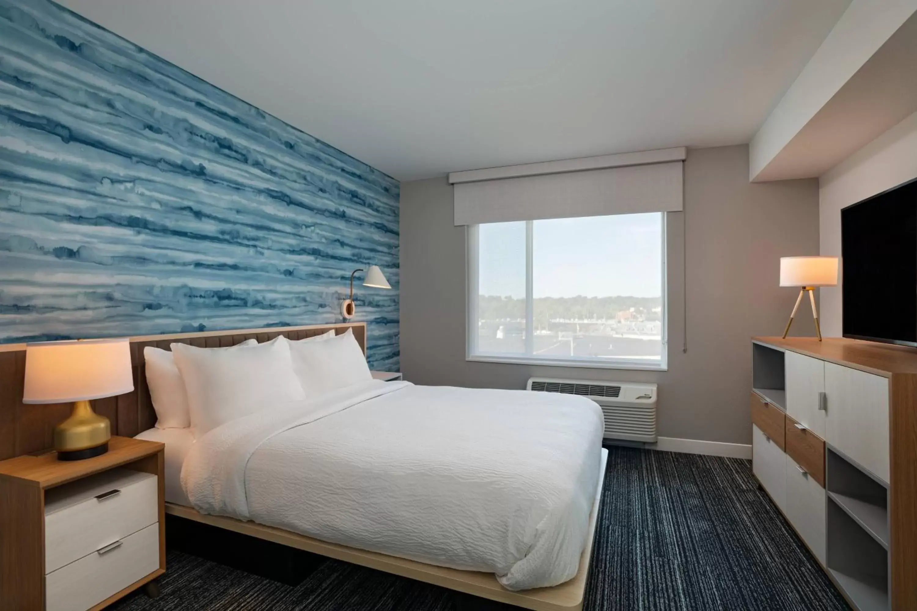 Bedroom, Bed in TownePlace Suites by Marriott Brentwood