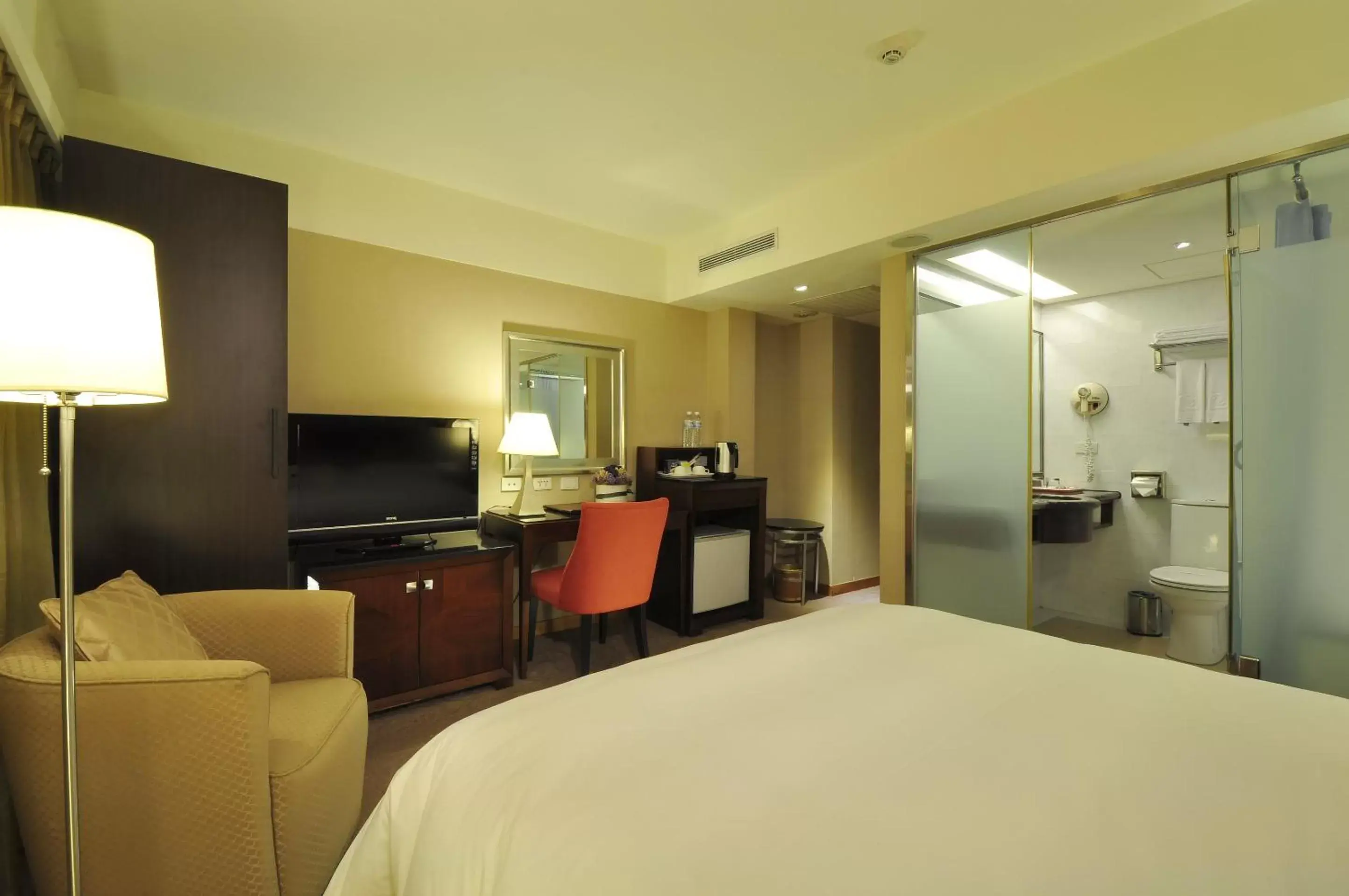 Bedroom, Bed in Delight Hotel Bedroom, Bed in Delight Hotel