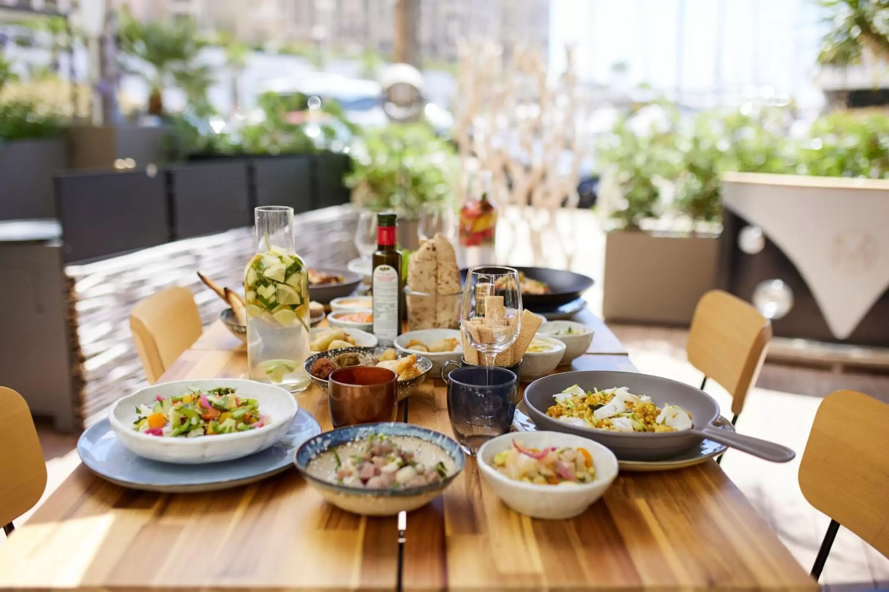 Restaurant/places to eat in Riviera Marriott Hotel La Porte De Monaco