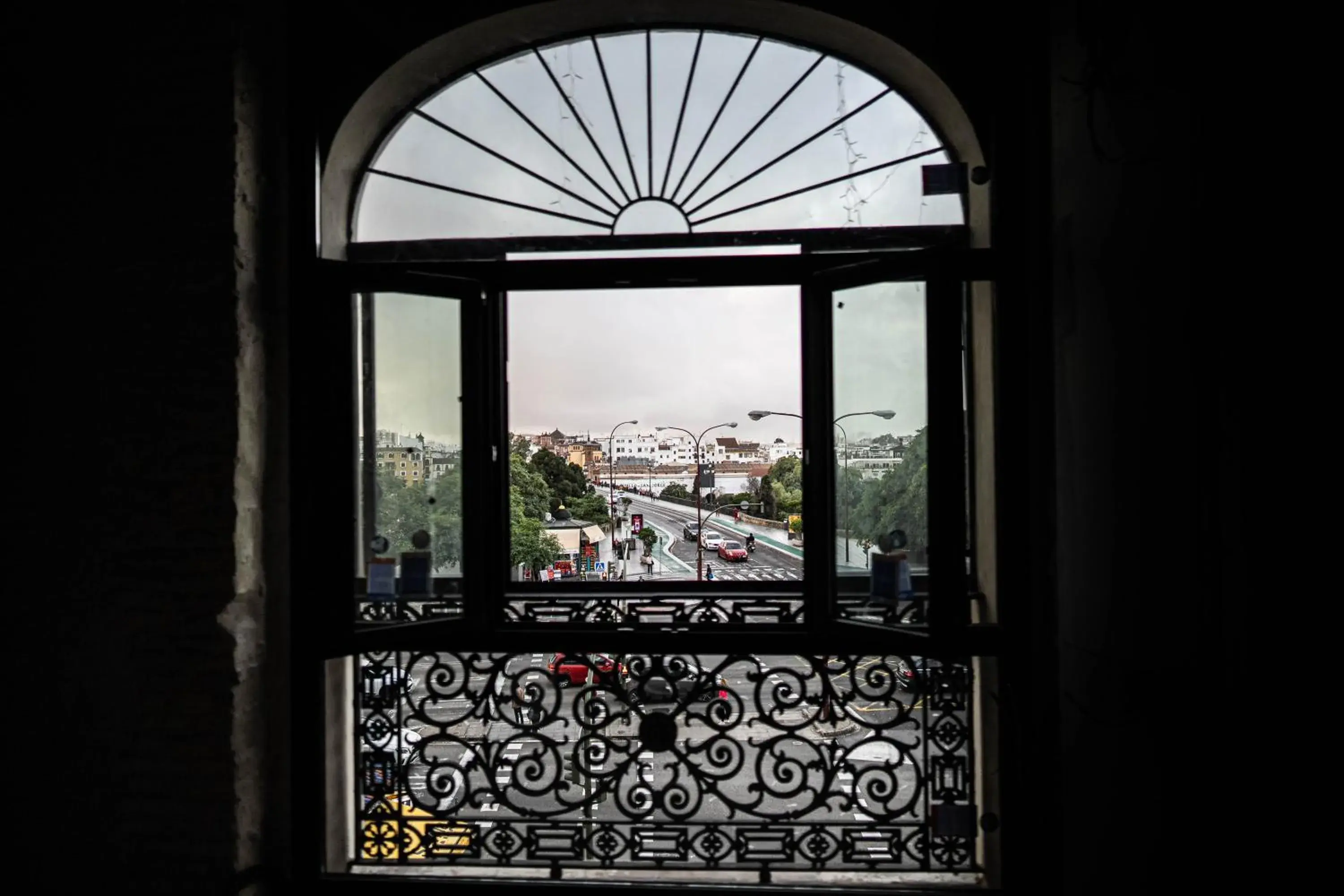 City view in Hotel Lobby Room Sevilla