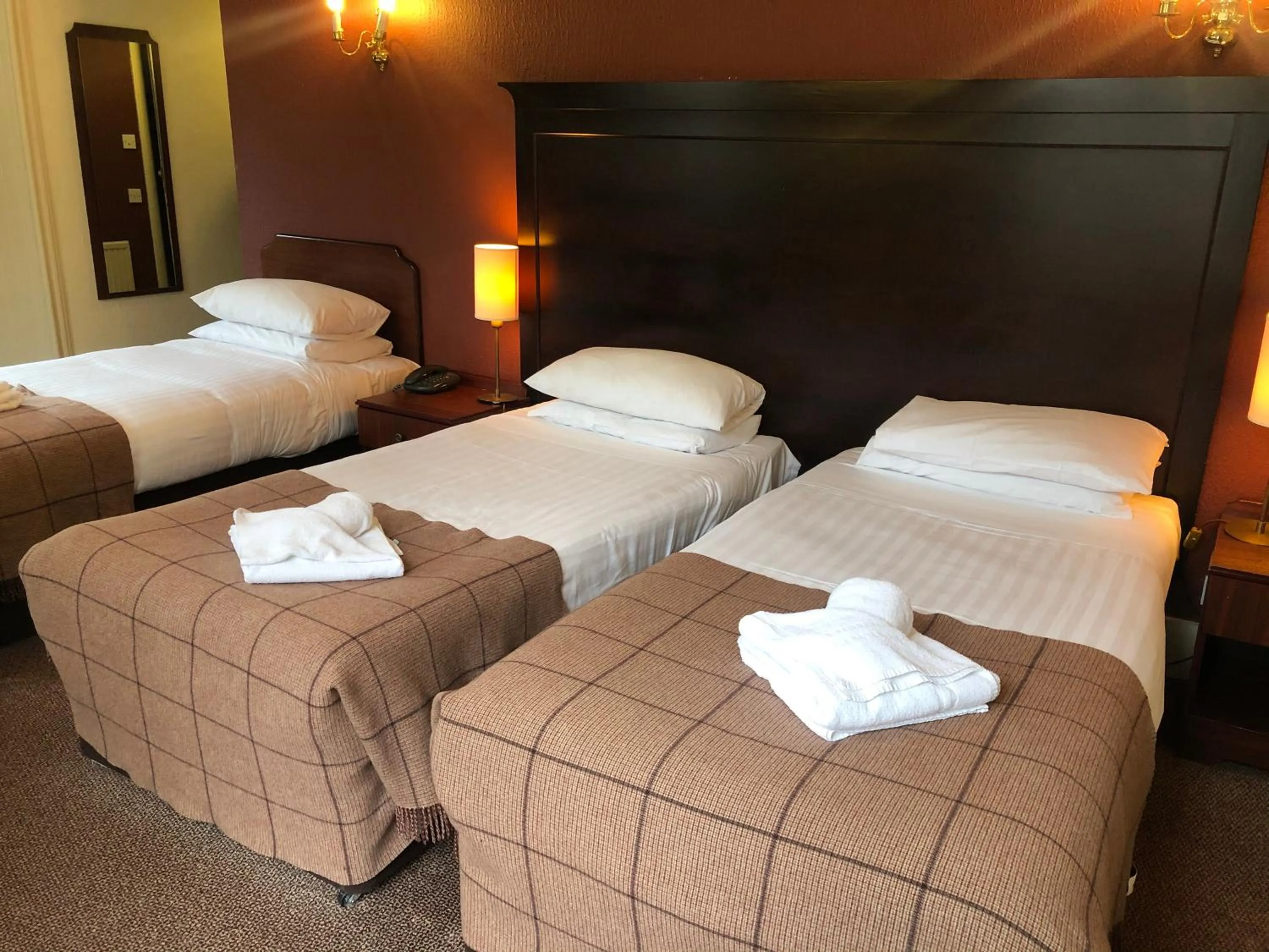 Bed in Ben Wyvis Hotel