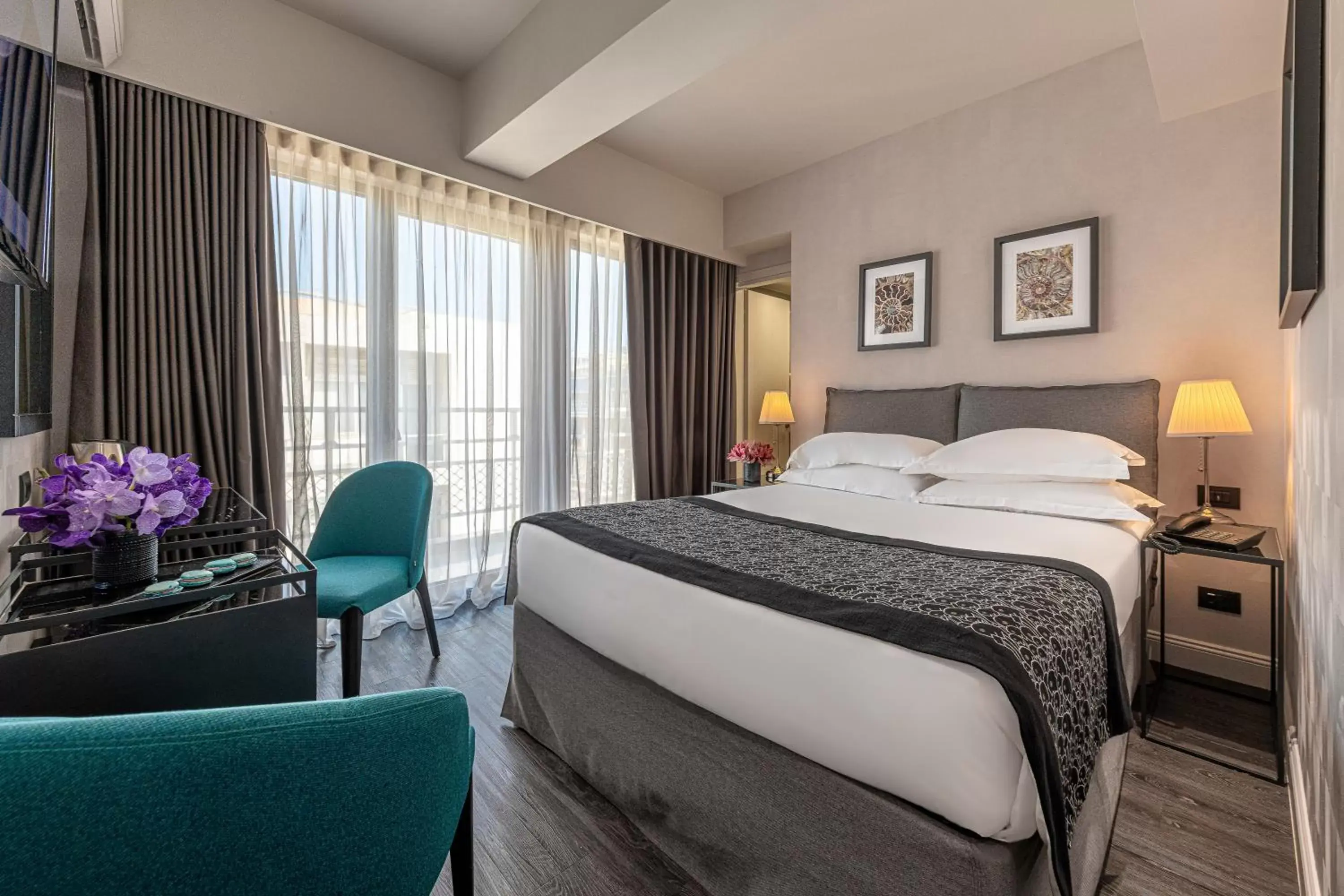 Superior Double or Twin Room with City View in Astor Hotel